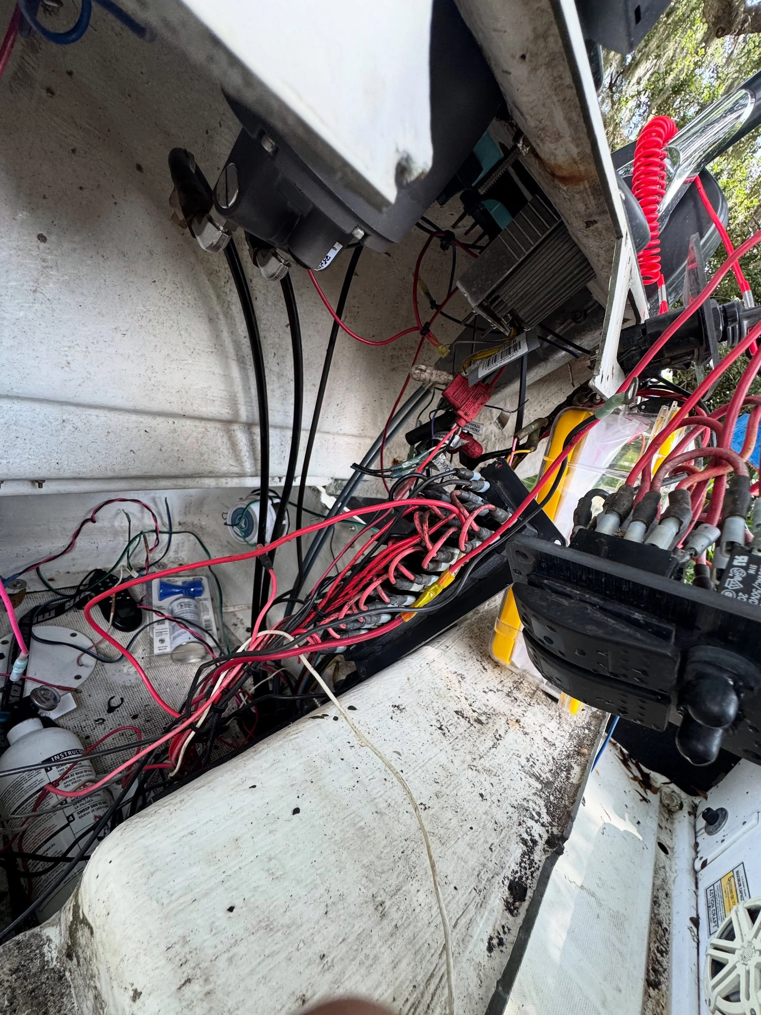 Ever been embarrassed to take friends out on your boat? 🚤

One of our customers was tired of explaining why certain lights didn&rsquo;t work and wondering if everything would stay powered up.

We removed the old, patched-together wiring and gave the