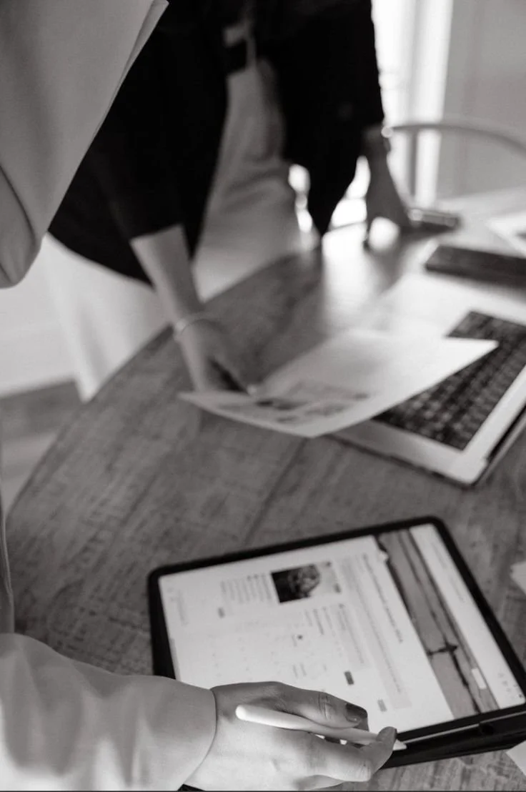 Black and White Brand Photography Inspiration.jpg