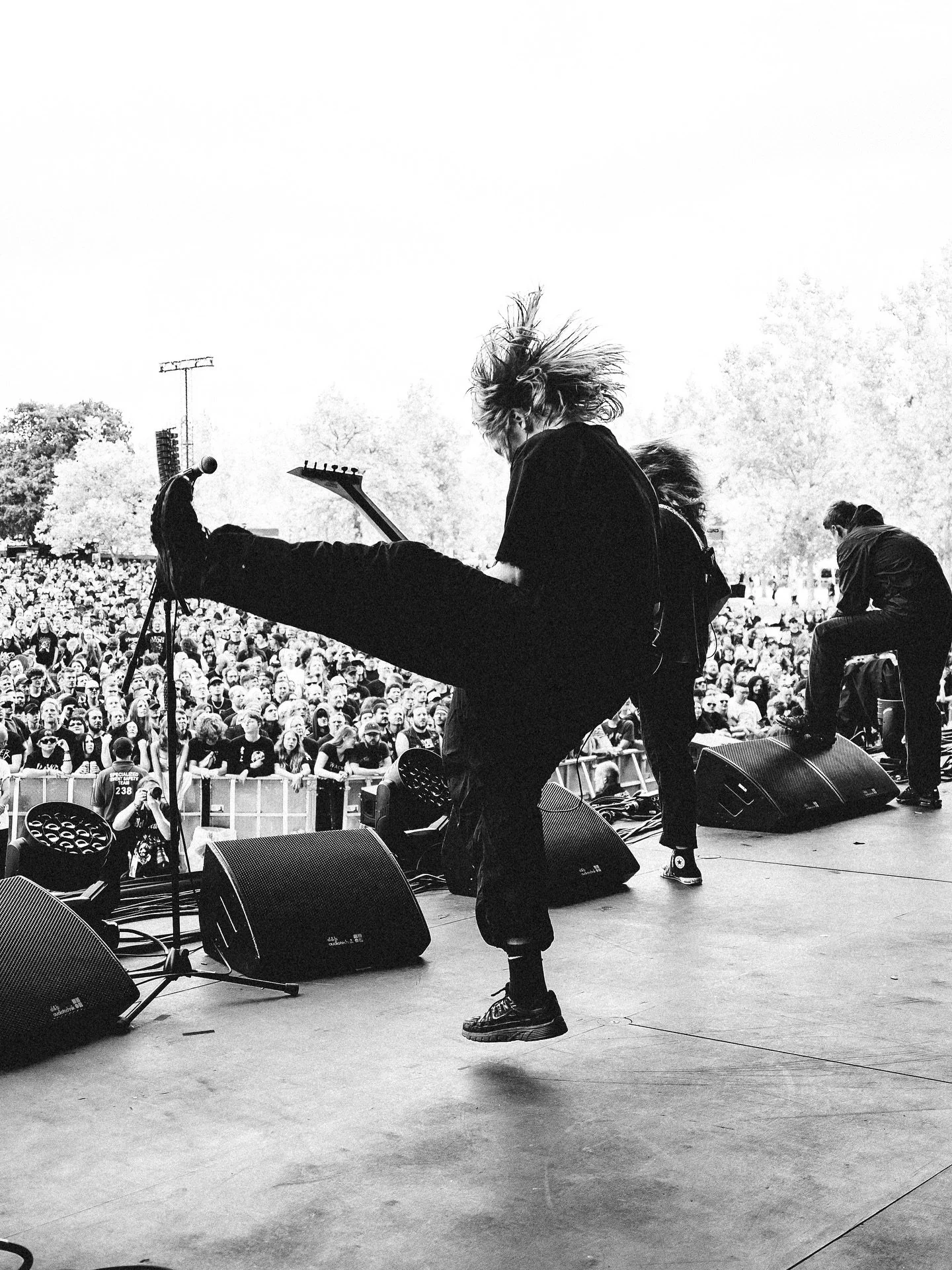 name a better warm-up than the @neckbreakkerdeath gang opening for @slayerbandofficial 🫡