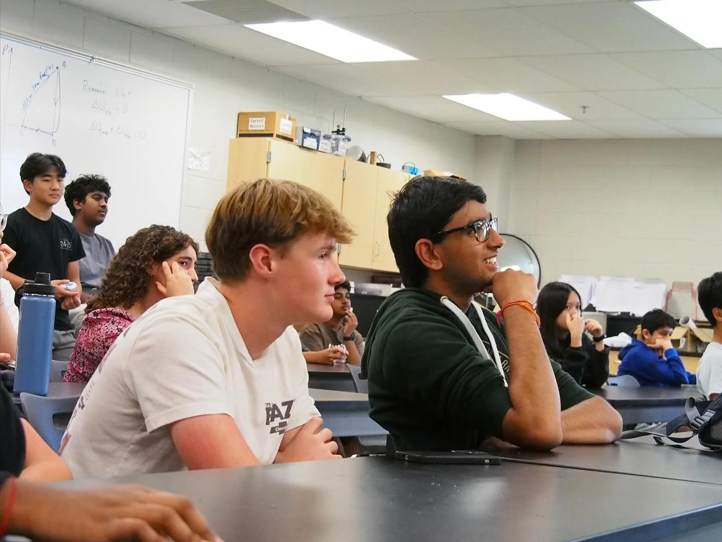 A huge thanks to everyone who attended our robotics interest meeting! It was awesome seeing so many new and familiar faces.
Our first kickoff meeting will be held on Monday, Sept. 29th, in Room #1610. See you there! 🤖💙
#team611 #frc #robotics