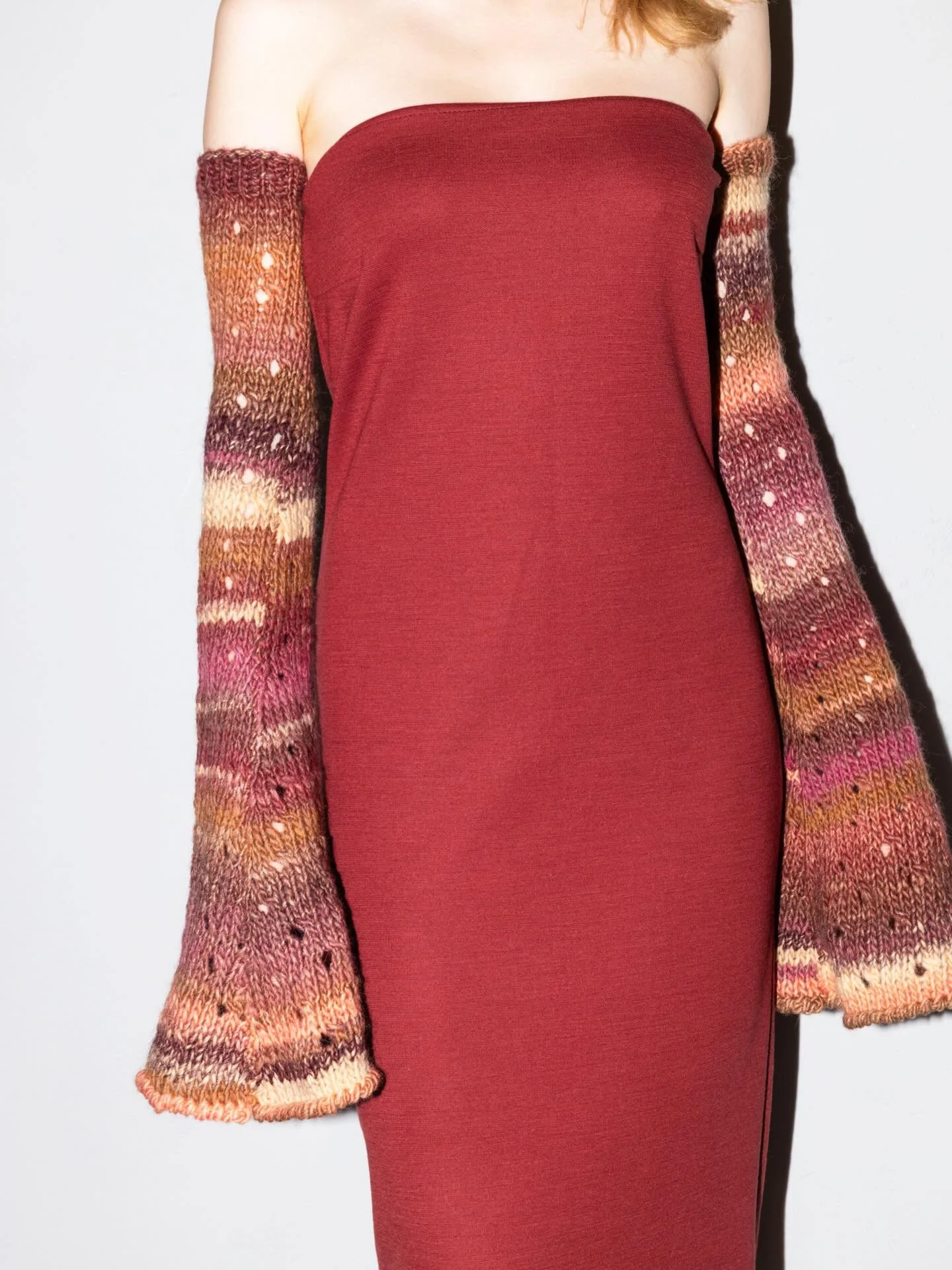 TERRA MODUS PART II 

Backstage.In between moments. 

Photography : @bubblyblably 

#runwaybackstage