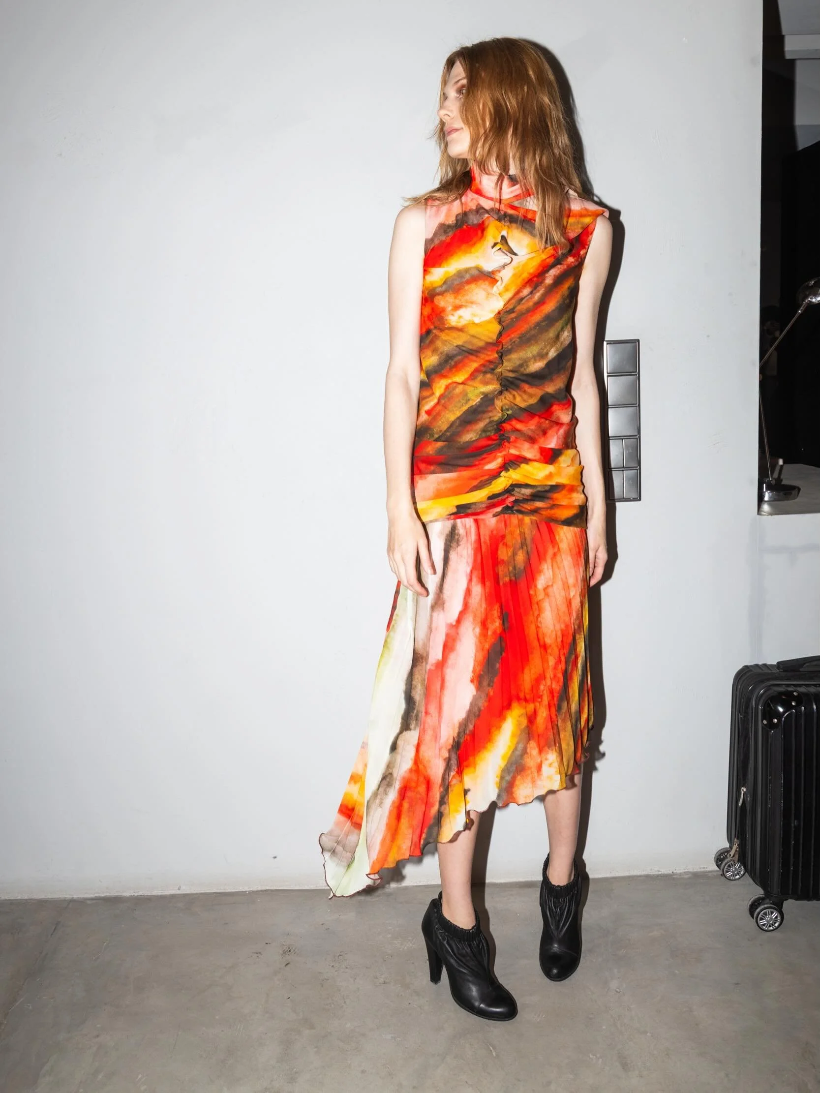 TERRA MODUS PART II

Backstage.In between moments. 

#runwaybackstage #madeingreece