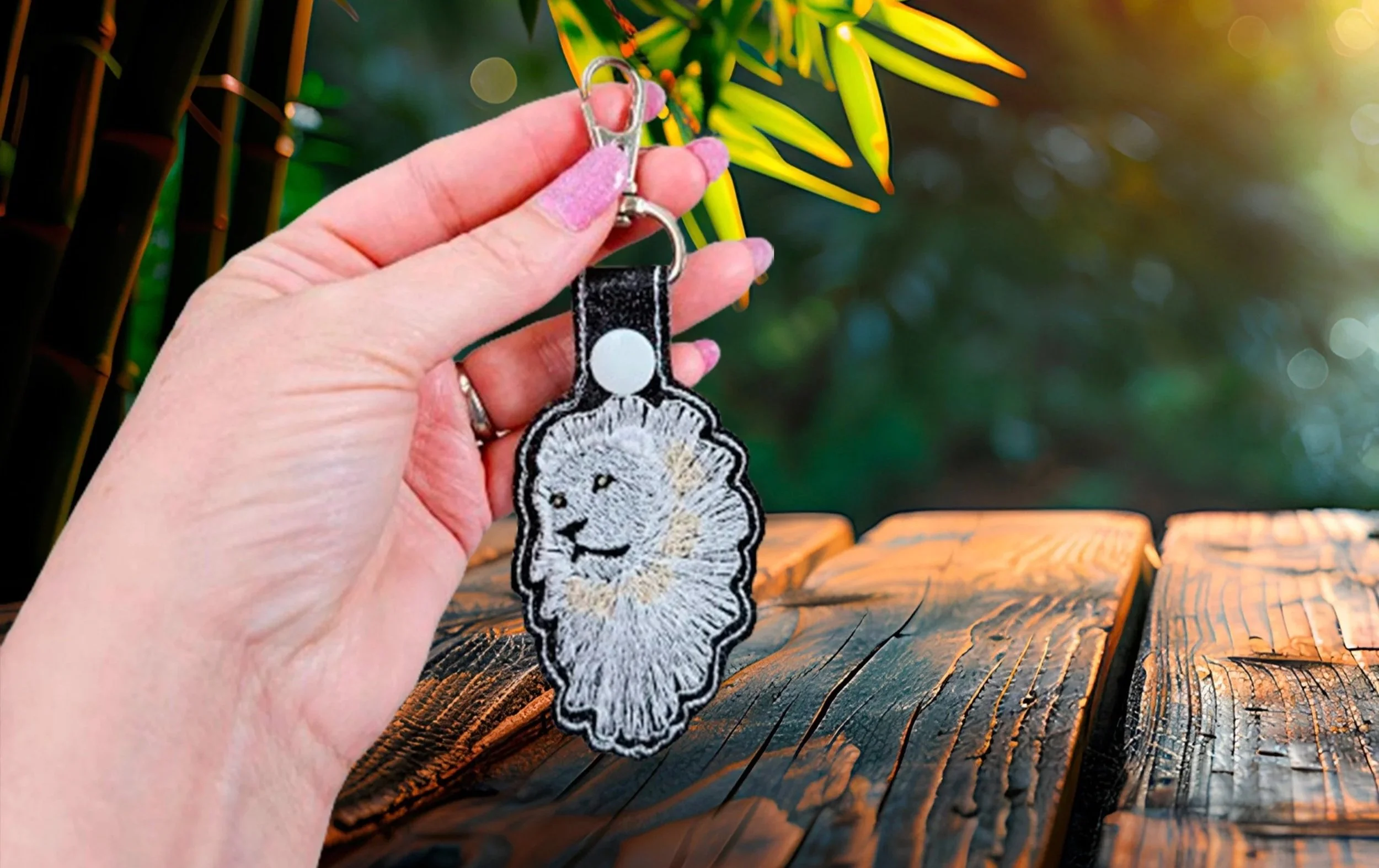 White Lion key fob digital ITH embroidery design