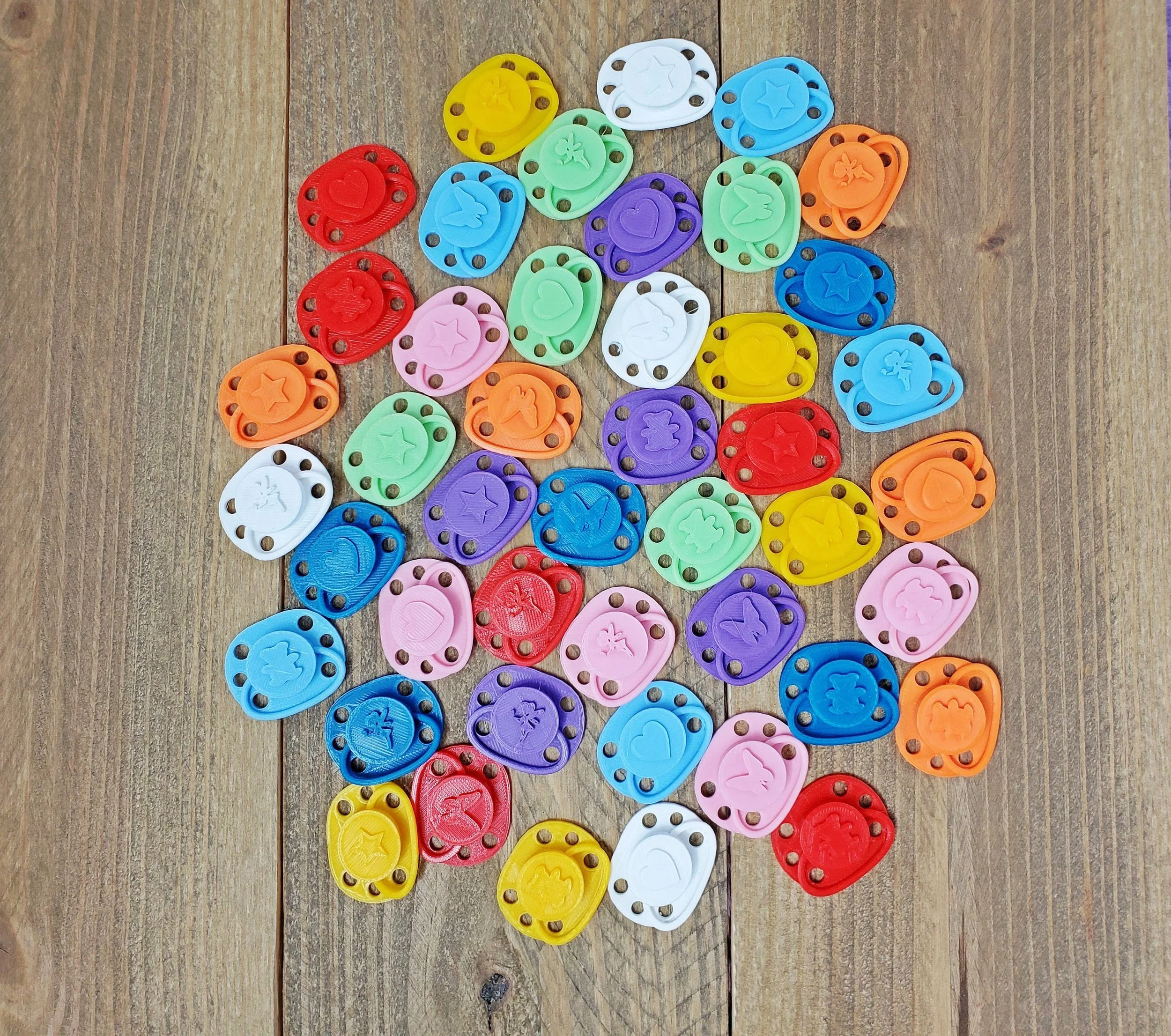Magnetic small doll pacifier kit