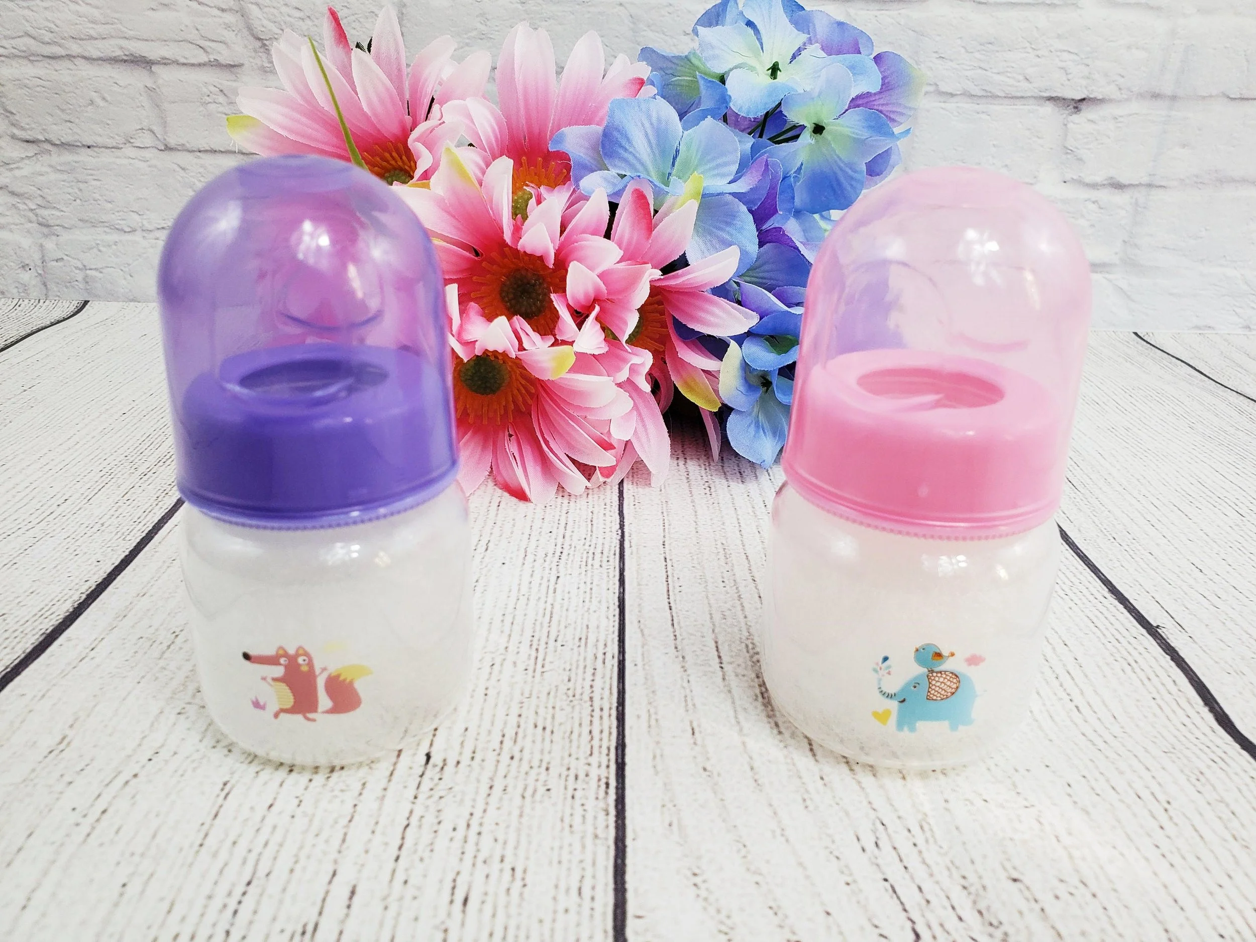 Magnetic preemie doll bottle 2 oz