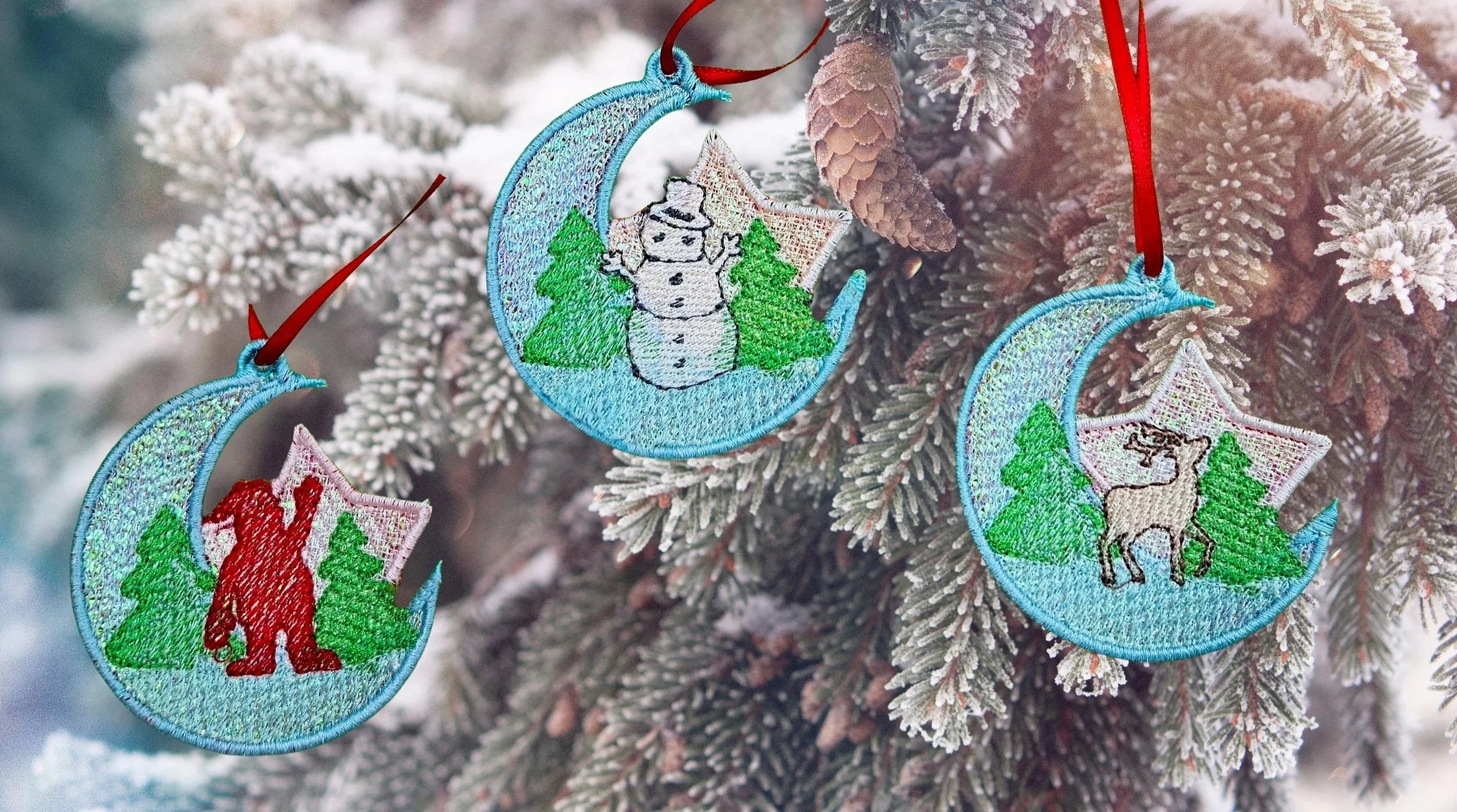 Moon Christmas Ornament Pack ITH Embroidery Designs