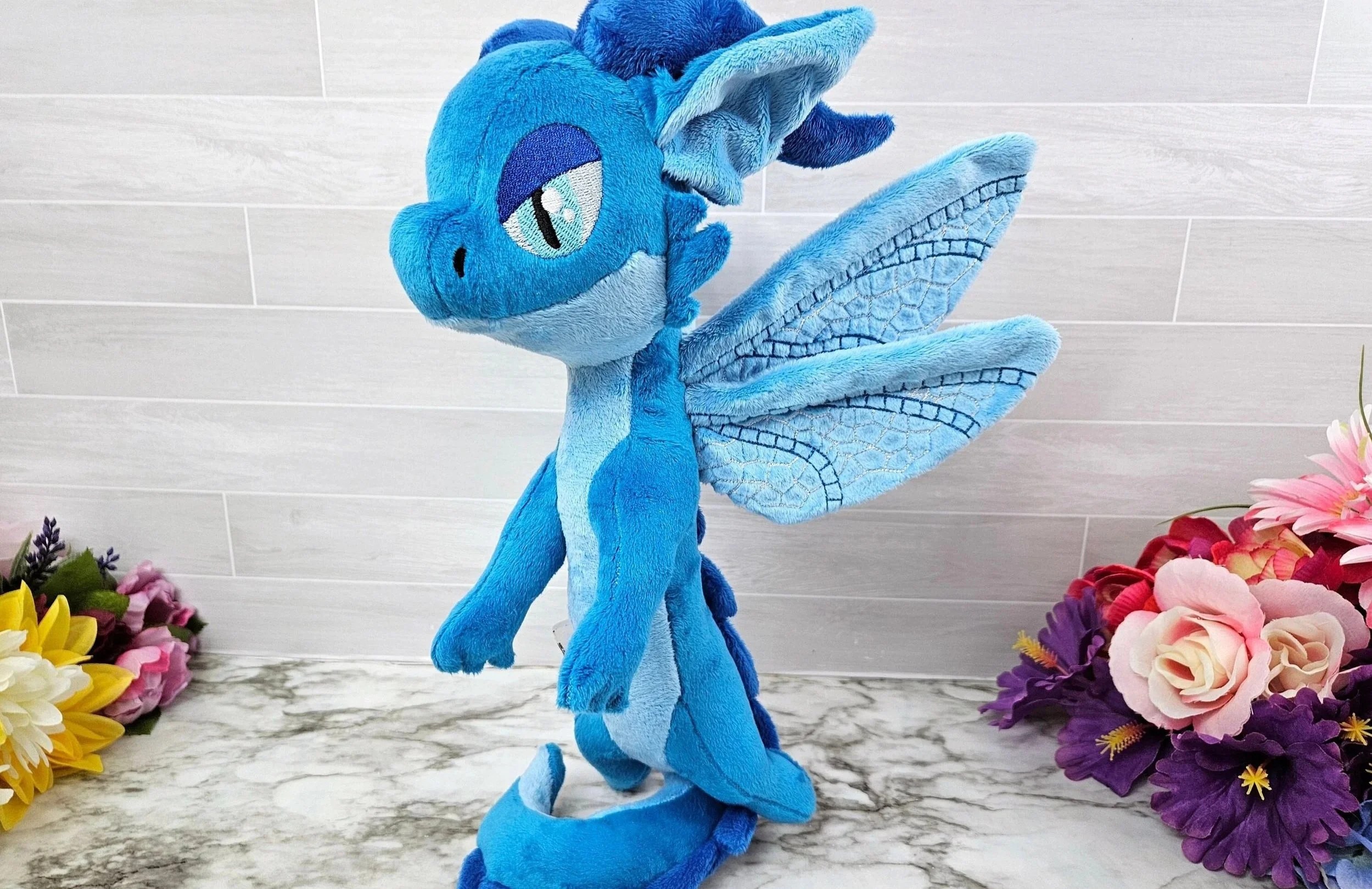 Dragon Fly plush, Posable dragon