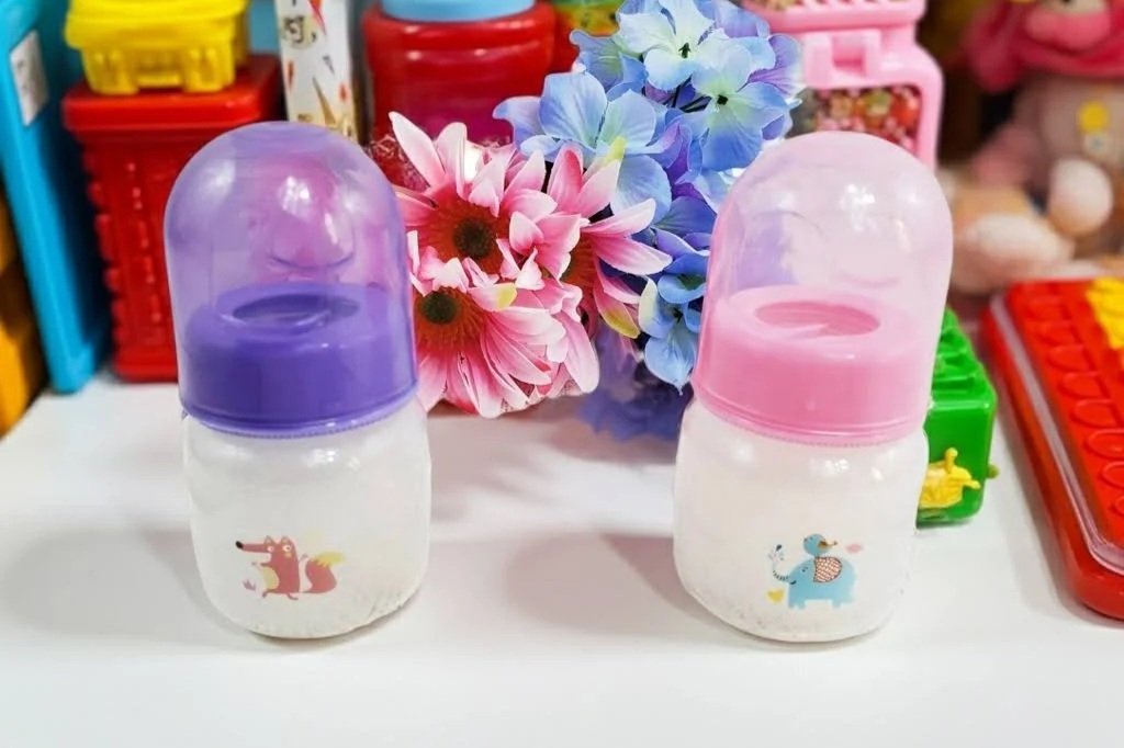 Magnetic preemie doll bottle 2 oz