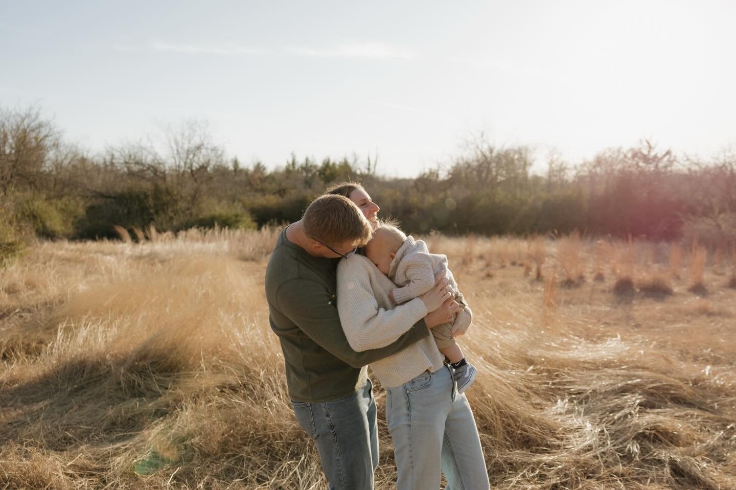 Such an honor getting to document the love and joy in the lives of my friends 🥲love the Hukills!