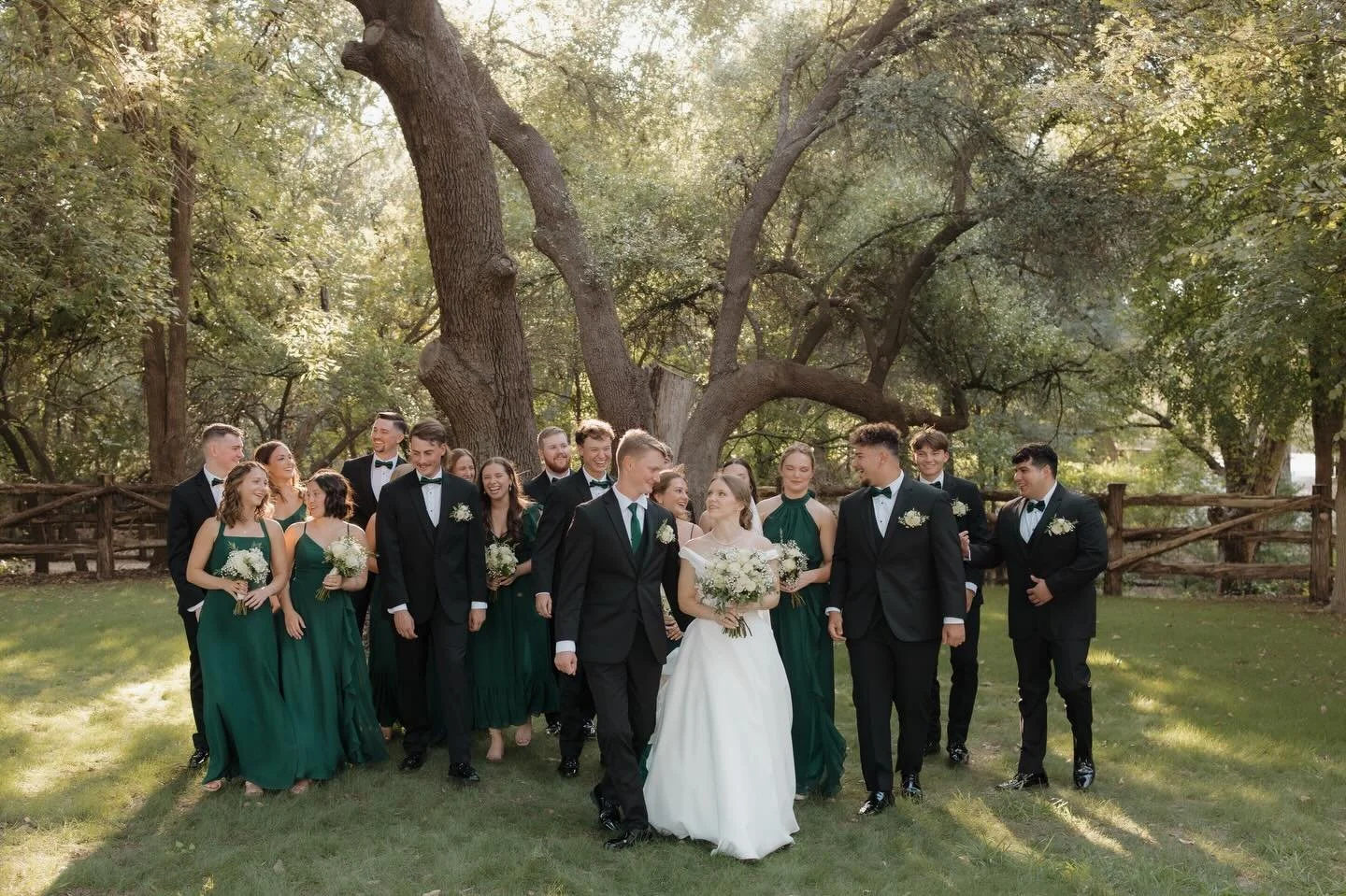 Landscape snaps from Anna + Bryce&rsquo;s day 

Second shot for @abbyophoto_