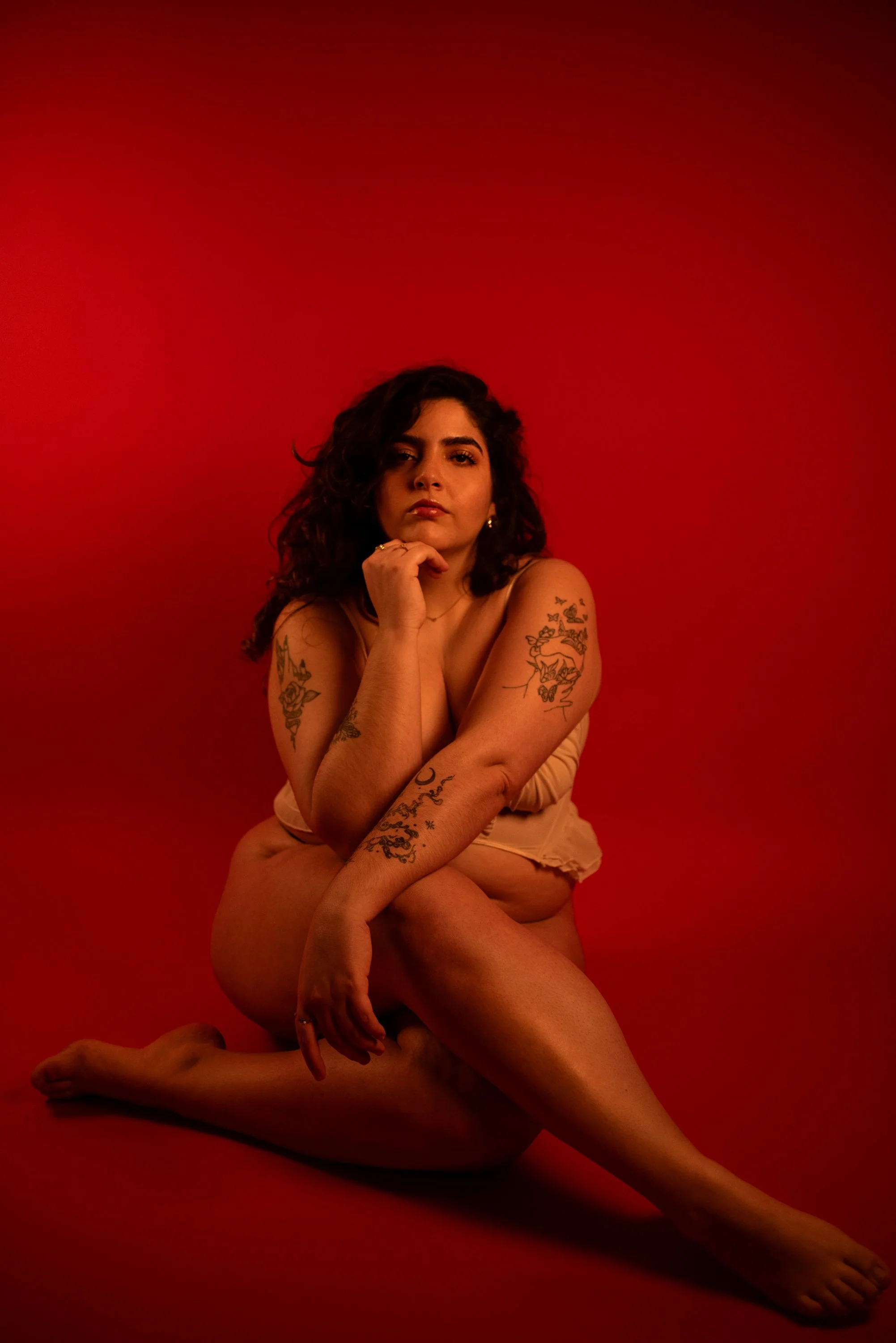 Intimate boudoir portfolio celebrating natural sensuality and elegance. Each session creates empowering, timeless images that reflect confidence, softness, and individuality.