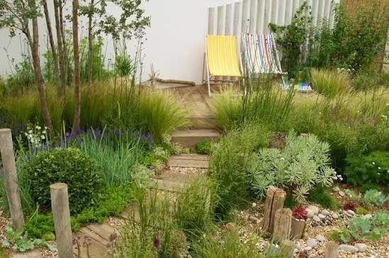 How to Maintain Coastal Gardens in the Heat of July in Exeter, NH