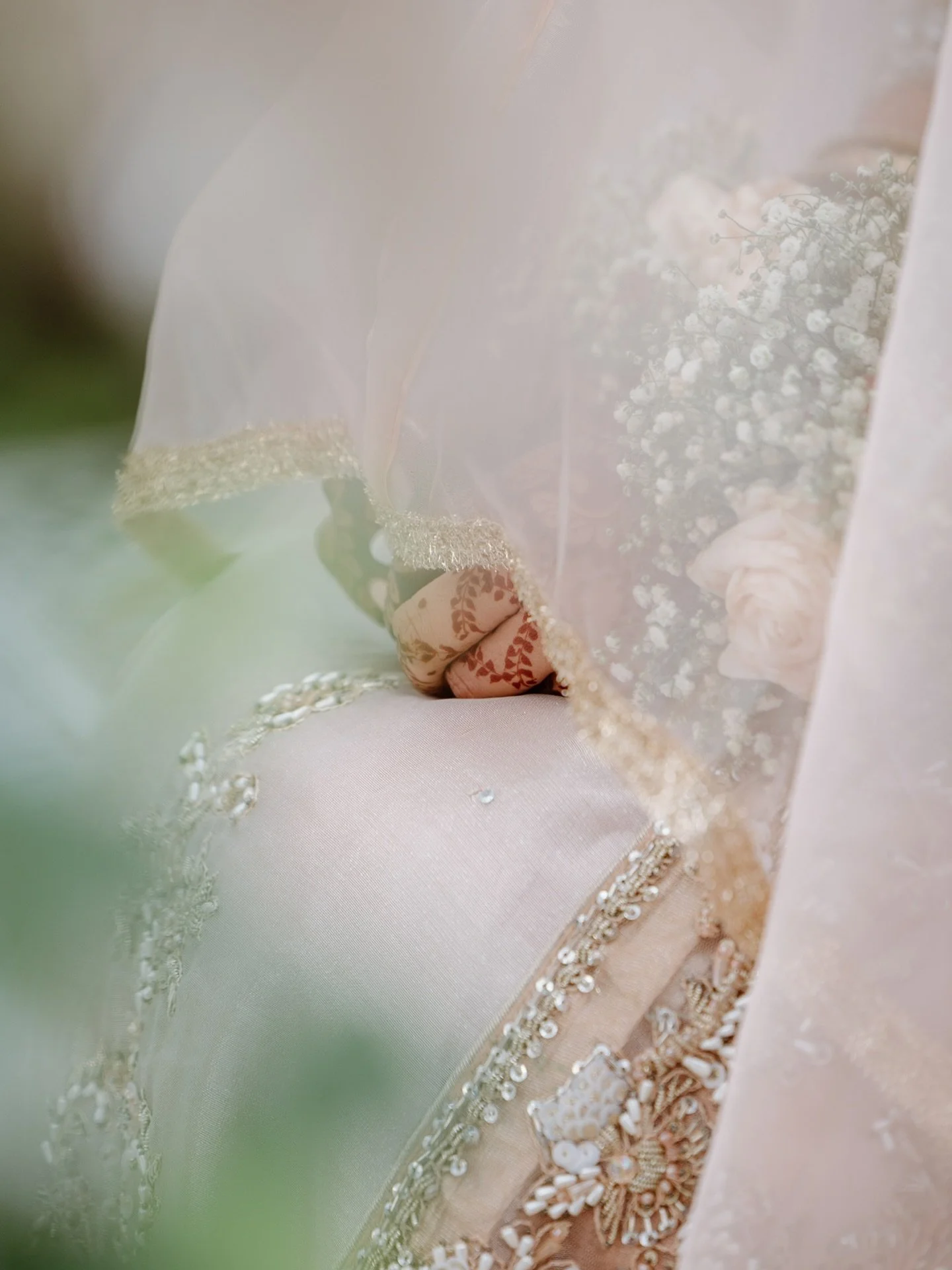 The little details that tell the biggest story 🤍✨

#memorieandco #bridaldetails #weddinginspo