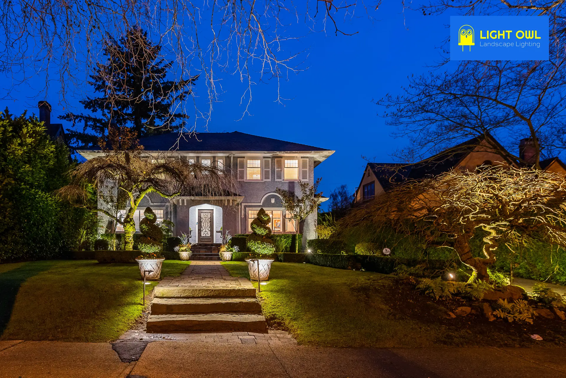 front-yard-uplighting-vancouver-tree-lighting.png