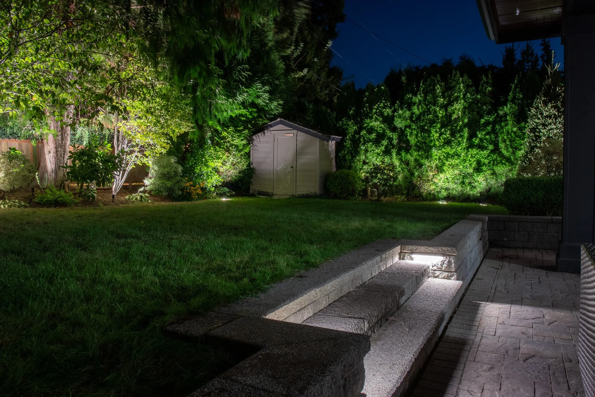 backyard lighting in north vancouver bc.jpg