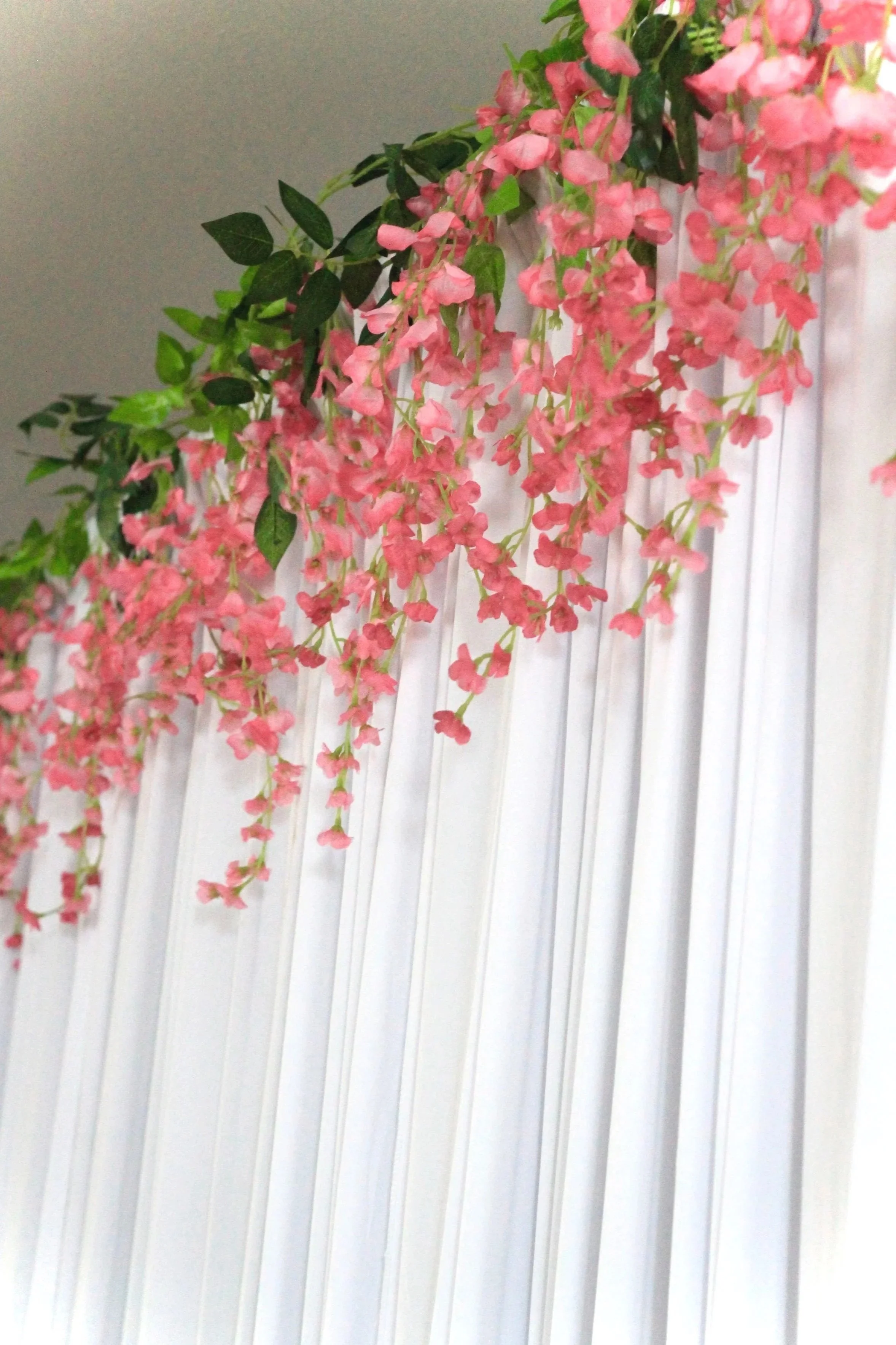 Add florals to any backdrop to match your theme color.