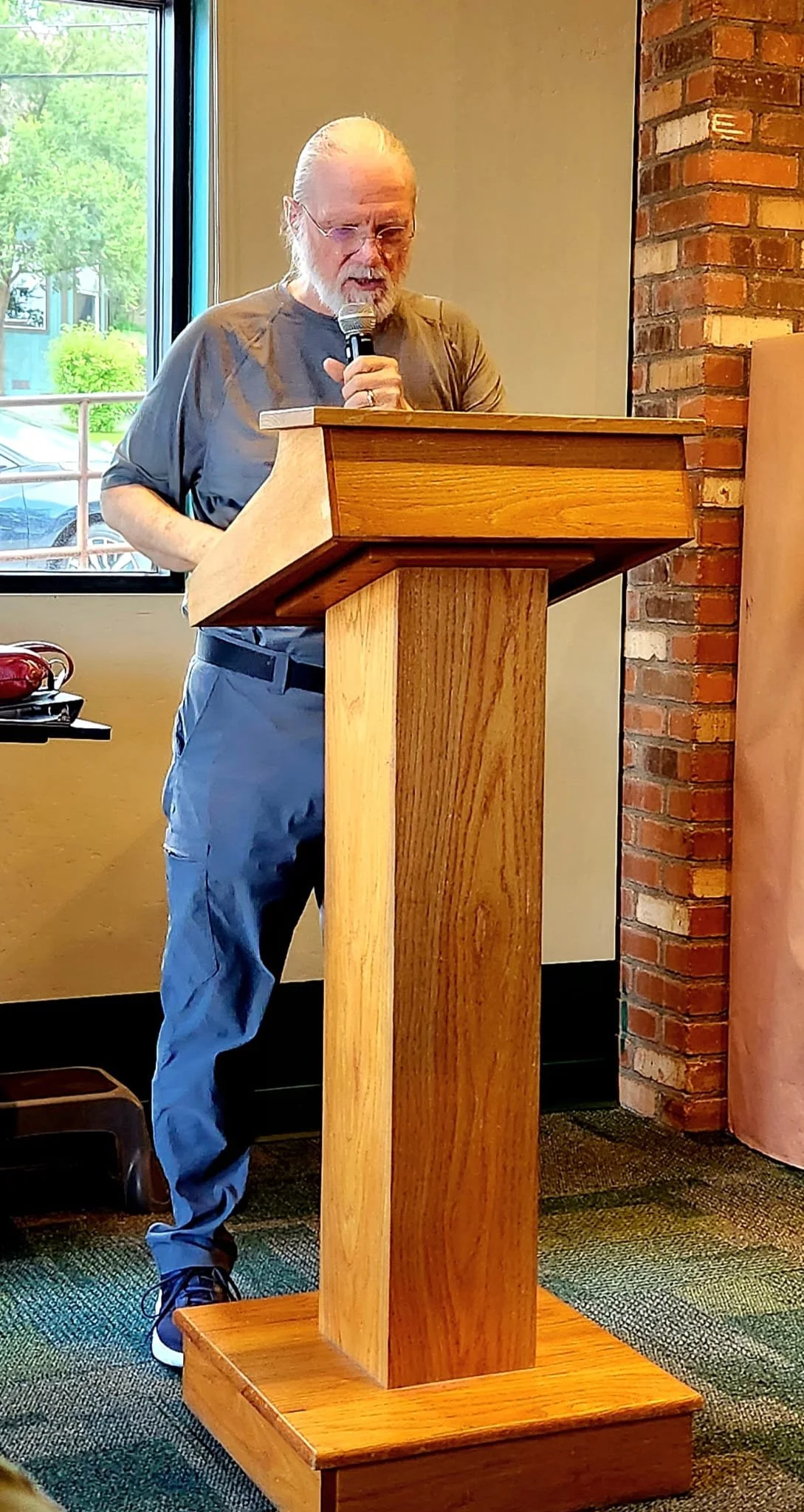 George Brown, PhD spoke of the current status of nuclear proliferation. In 2003 he attended a workshop on the atomic bombing in Hiroshima held at the Hiroshima Peace Memorial Museum. 