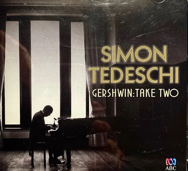 Simon T