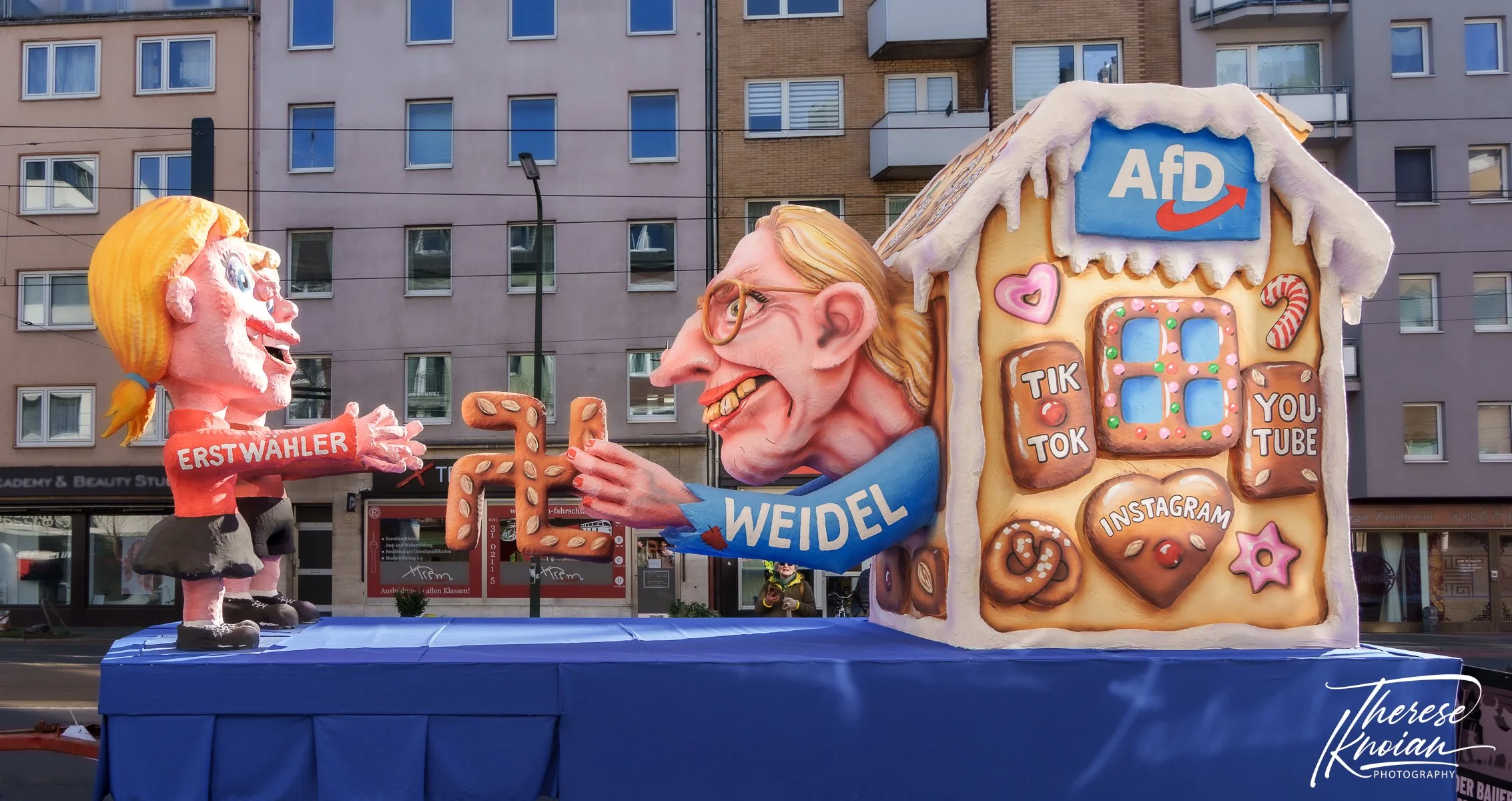Duesseldorf Carnival AFD political satire float.jpg