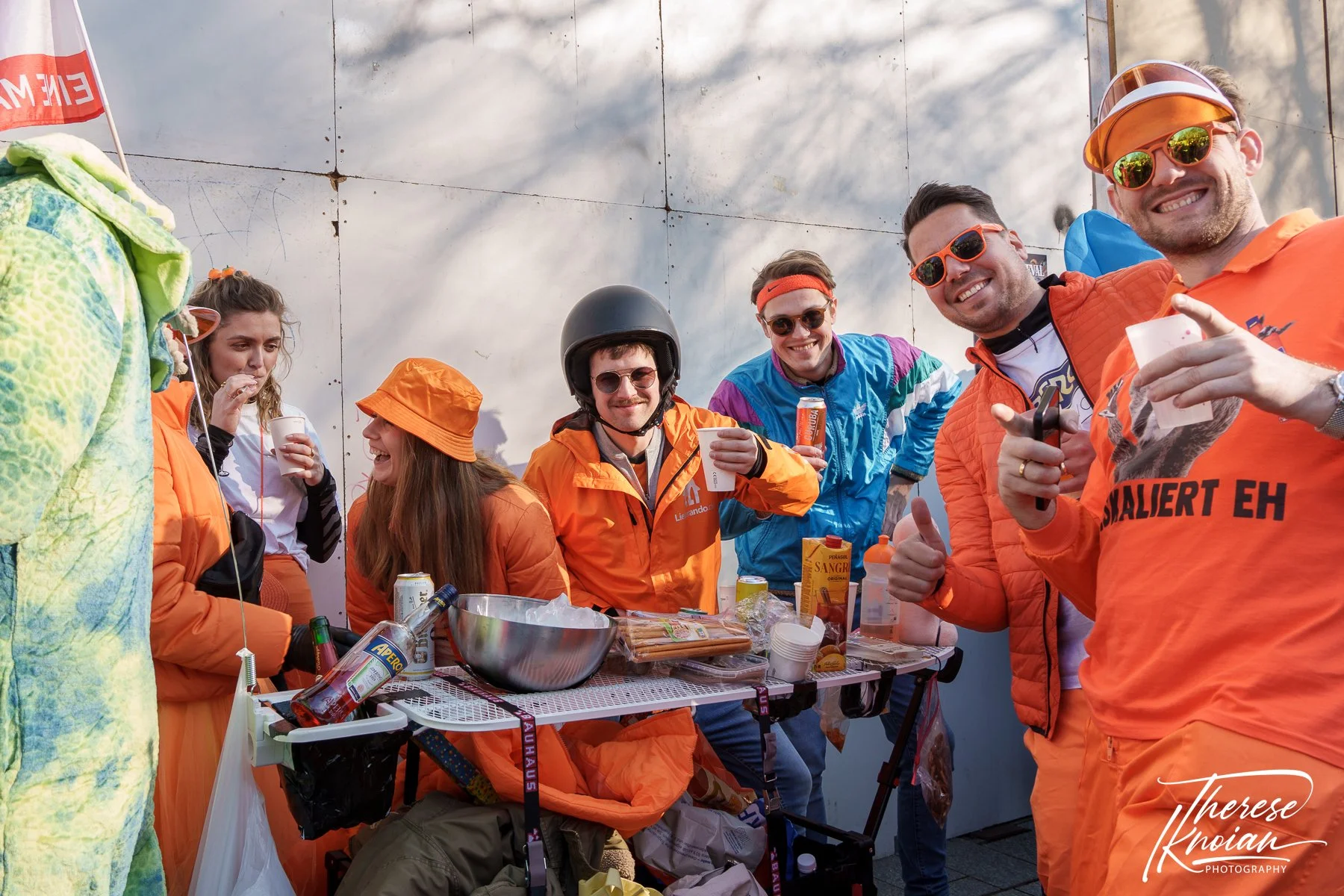 Duesseldorf Carnival street party Königsallee.jpg