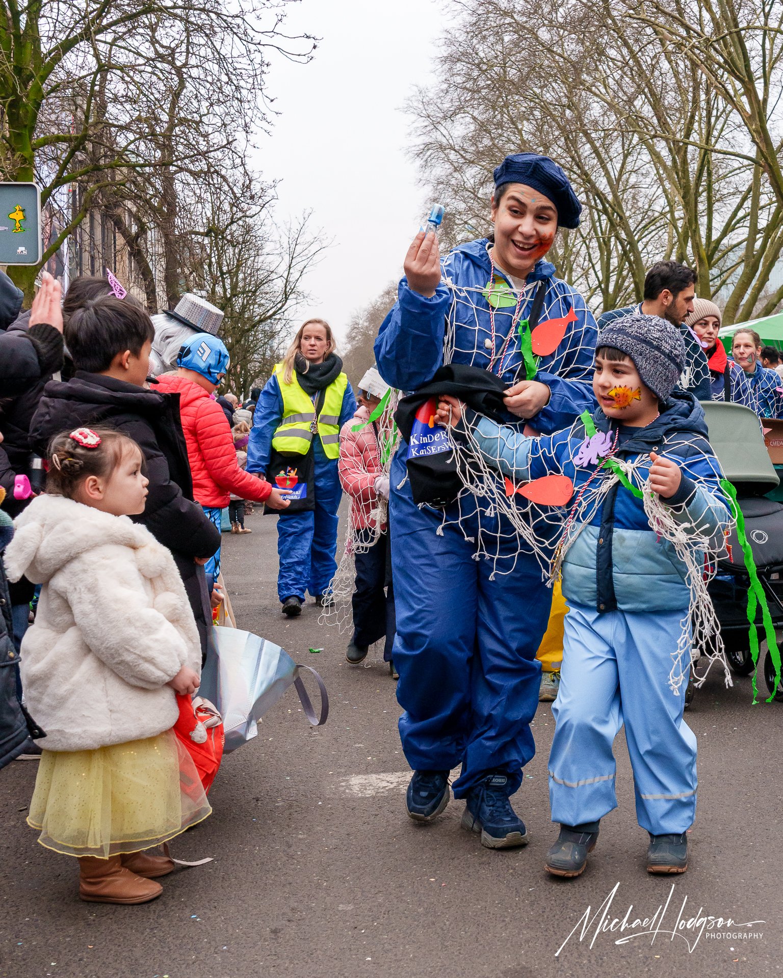 Childrens-Parade-Dusseldorf-07950.jpg