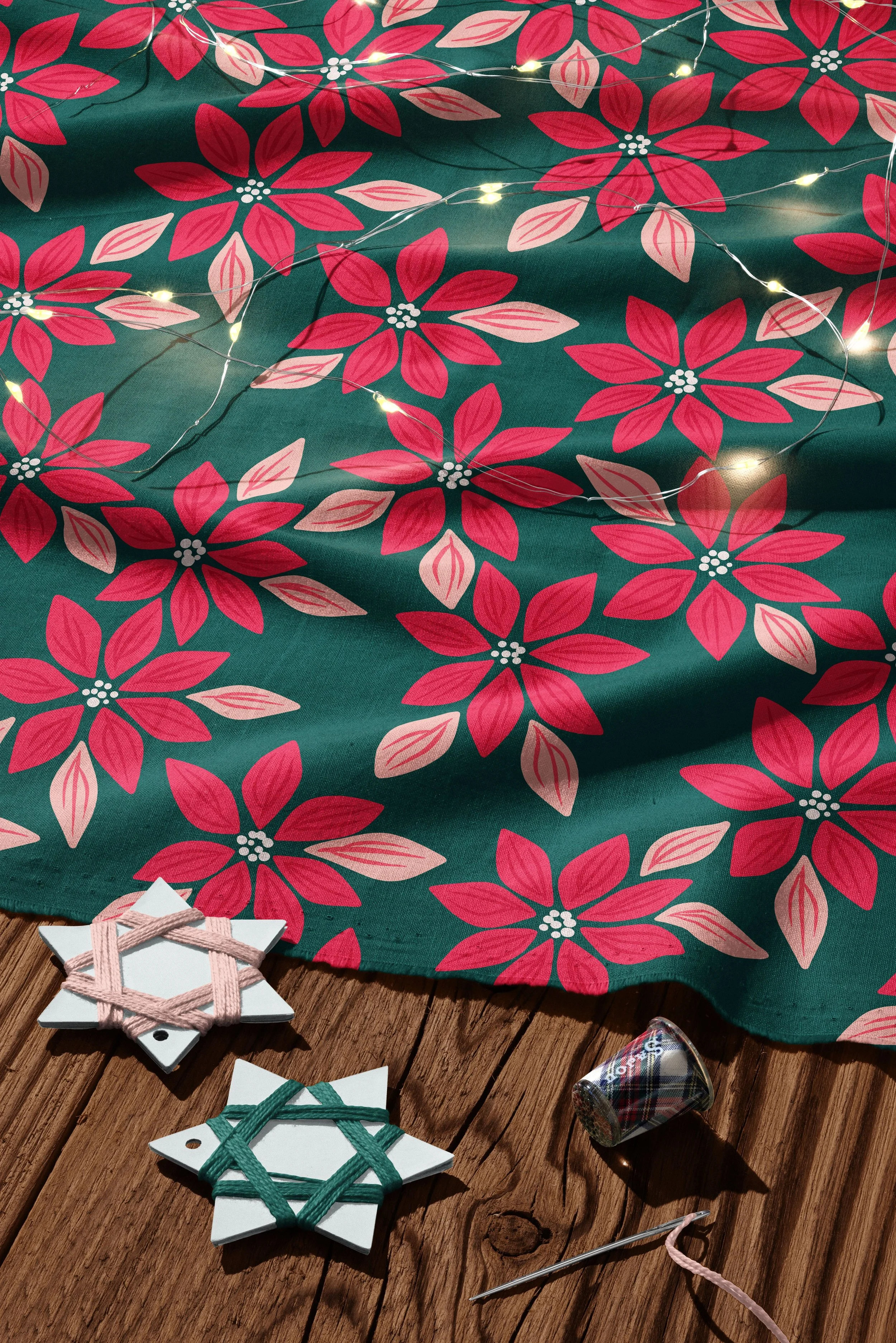 PP red on dark grn Christmas Scene Cotton Fabric.jpg