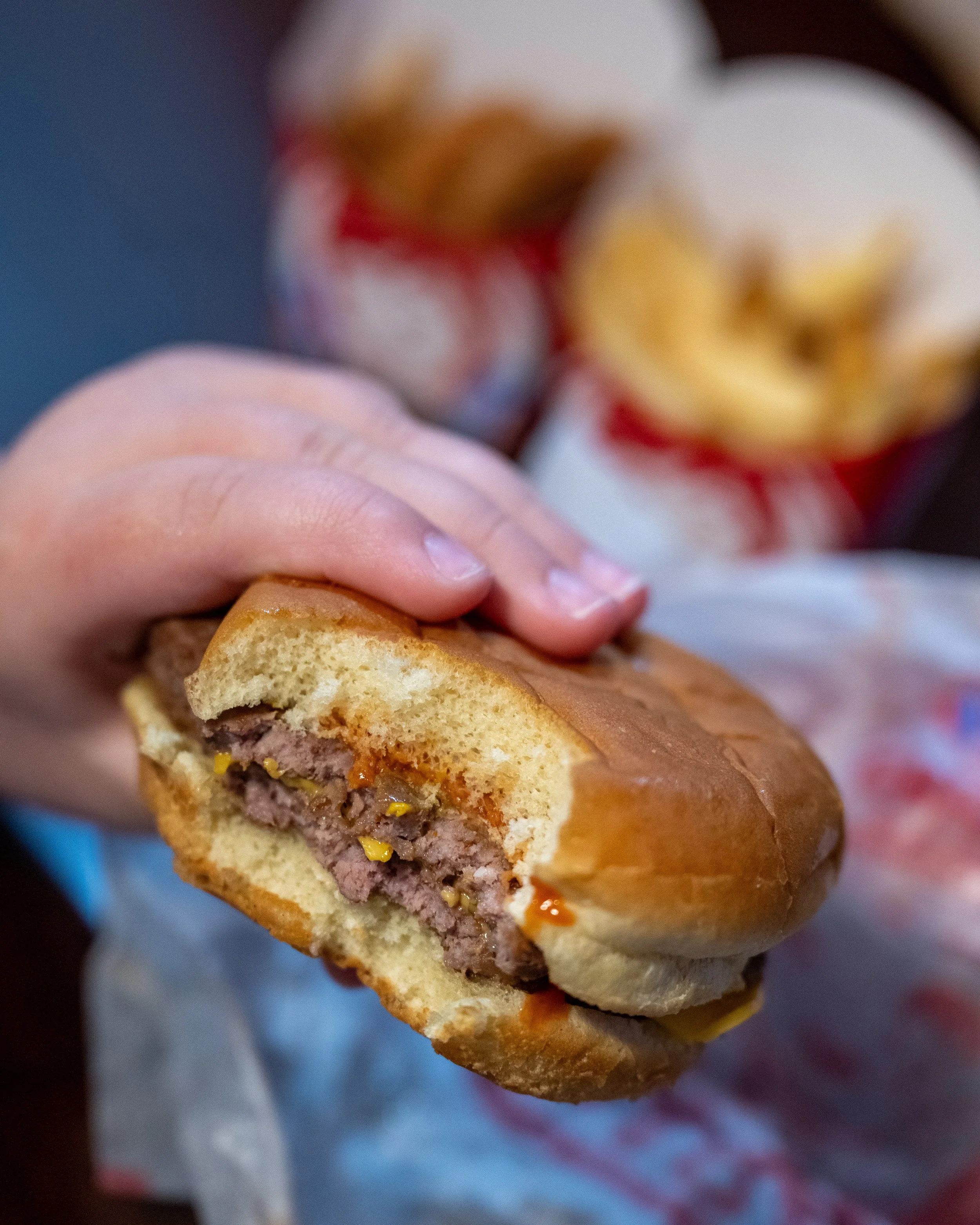 060326-bella's pickss-wendy's-2.jpg