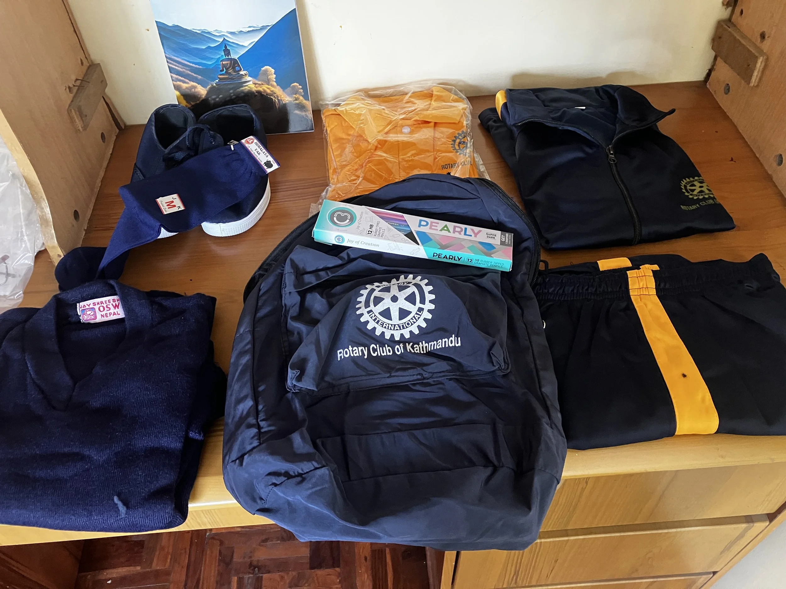 typical uniform pak shirt,pants,top,shoes,socks jumper and backpak.JPG