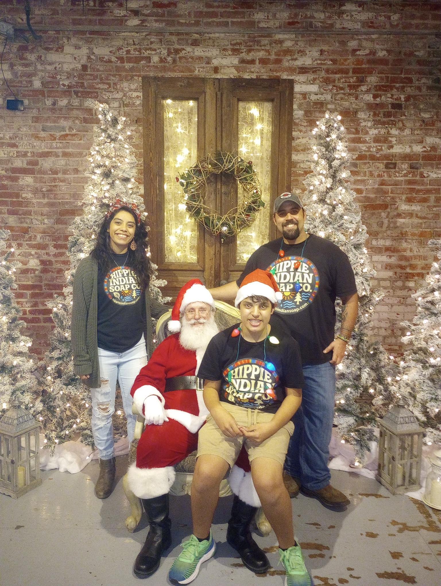 Santa Family pic.jpg