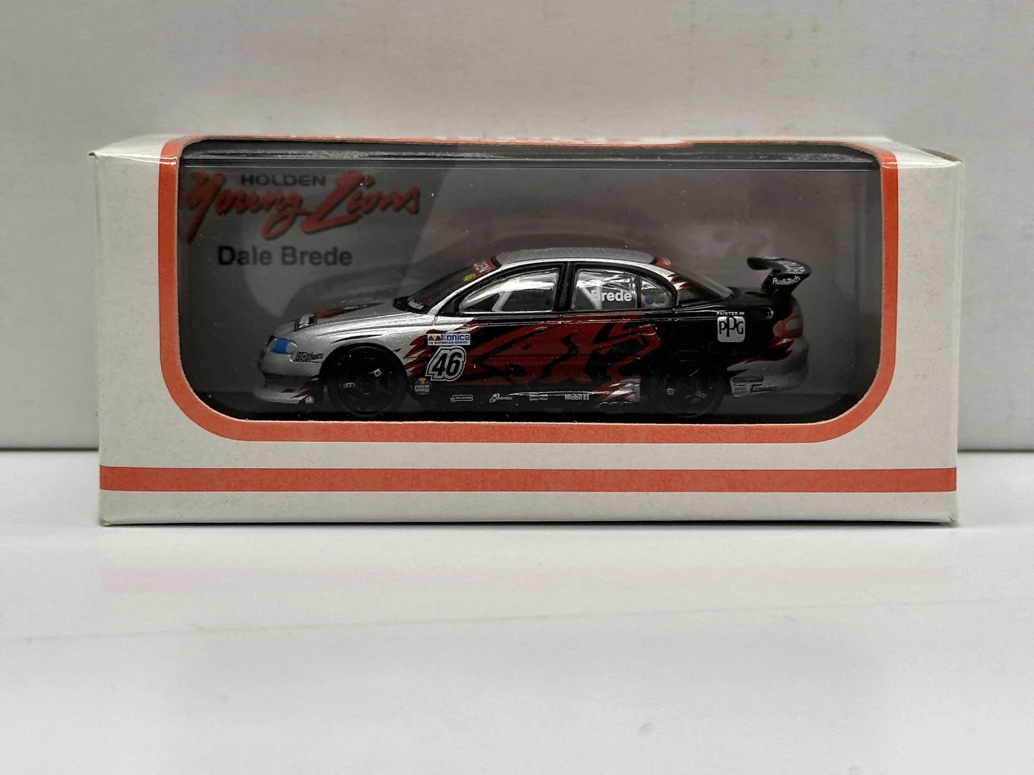 1:64 SCALE HOLDEN VX COMMODORE 2003 HOLDEN YOUNG LIONS DALE BREDE