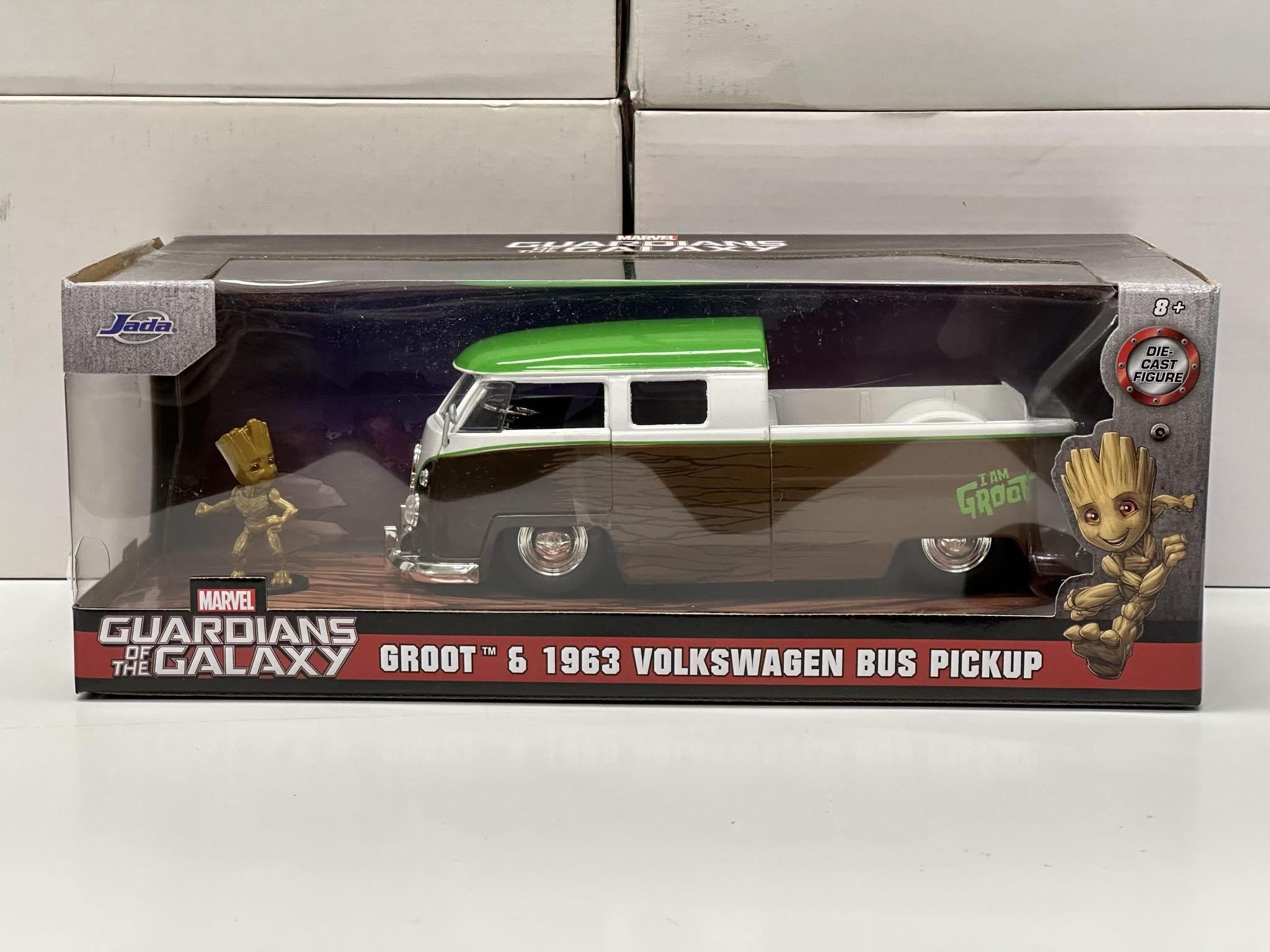 1:24 SCALE GROOT & 1963 VOLKSWAGEN BUS PICKUP
