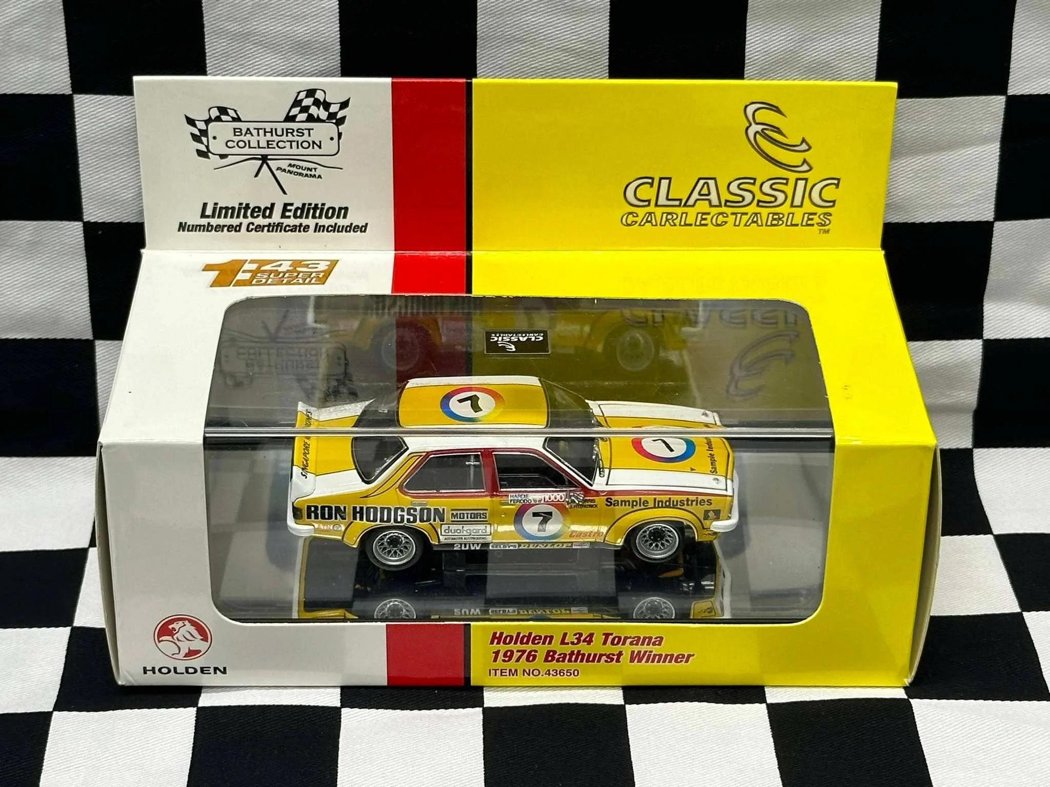 1:43 SCALE HOLDEN L34 TORANA 1976 BATHURST WINNER MORRIS/FITZPATRICK