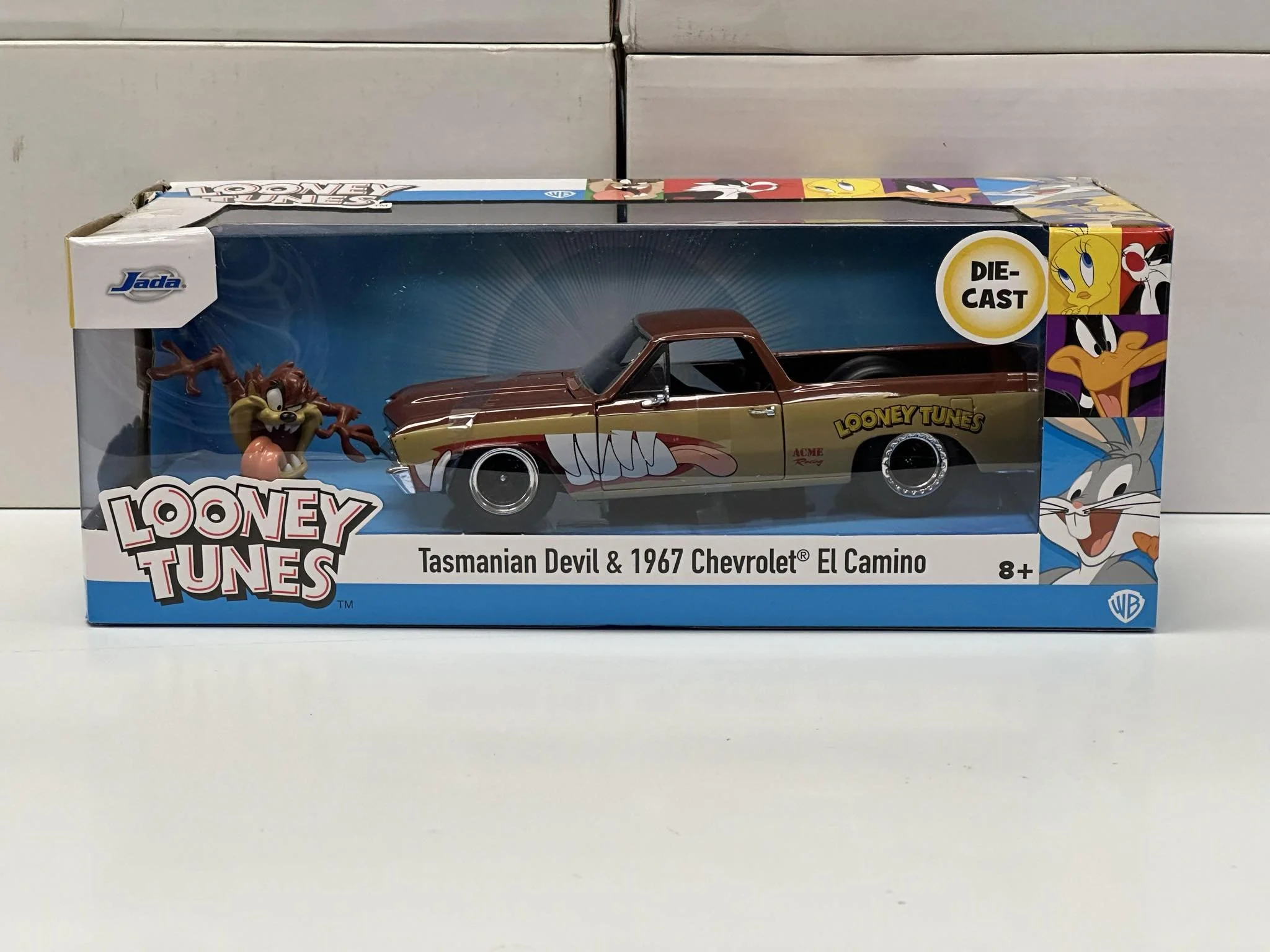 1:24 SCALE TASMANIAN DEVIL & 1967 CHEVROLET EL CAMINO