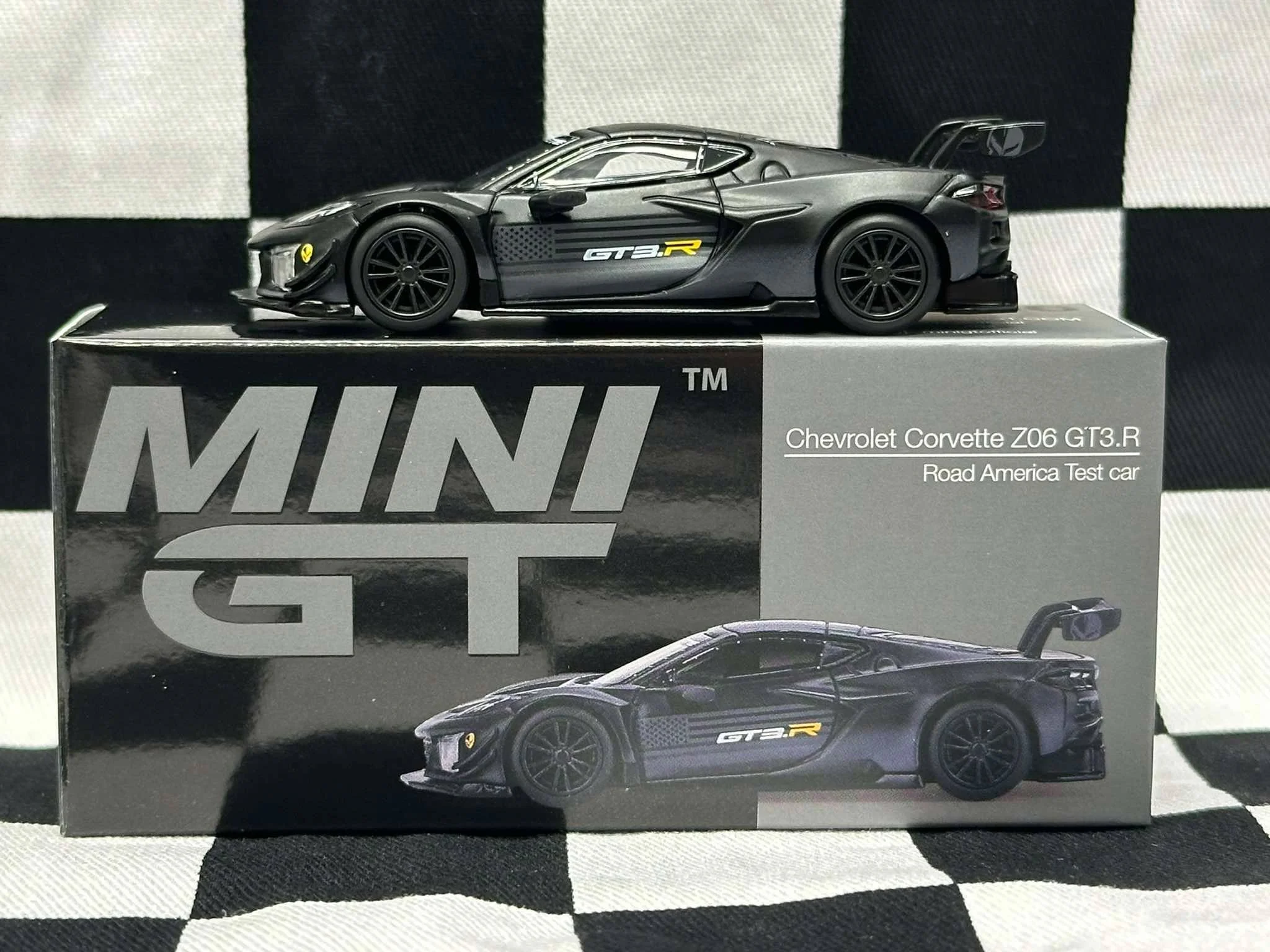 1:64 SCALE CHEVROLET CORVETTE Z06 GT3.R ROAD AMERICA TEST CAR