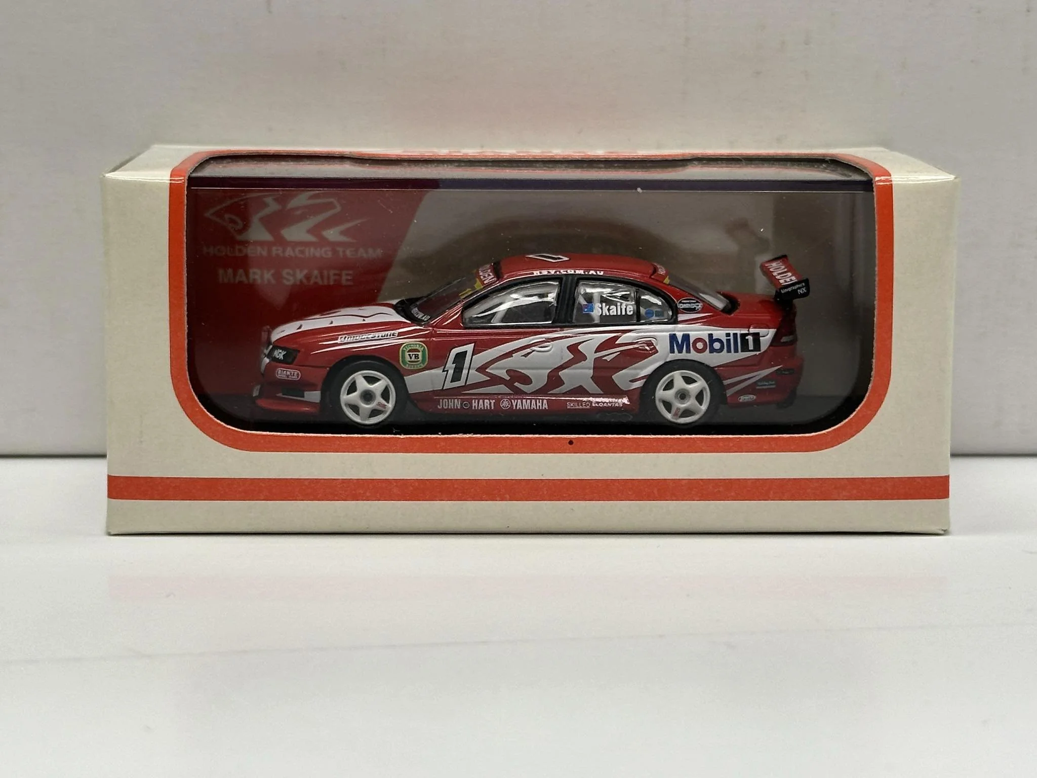 1:64 SCALE HOLDEN VY COMMODORE 2003 HRT MARK SKAIFE