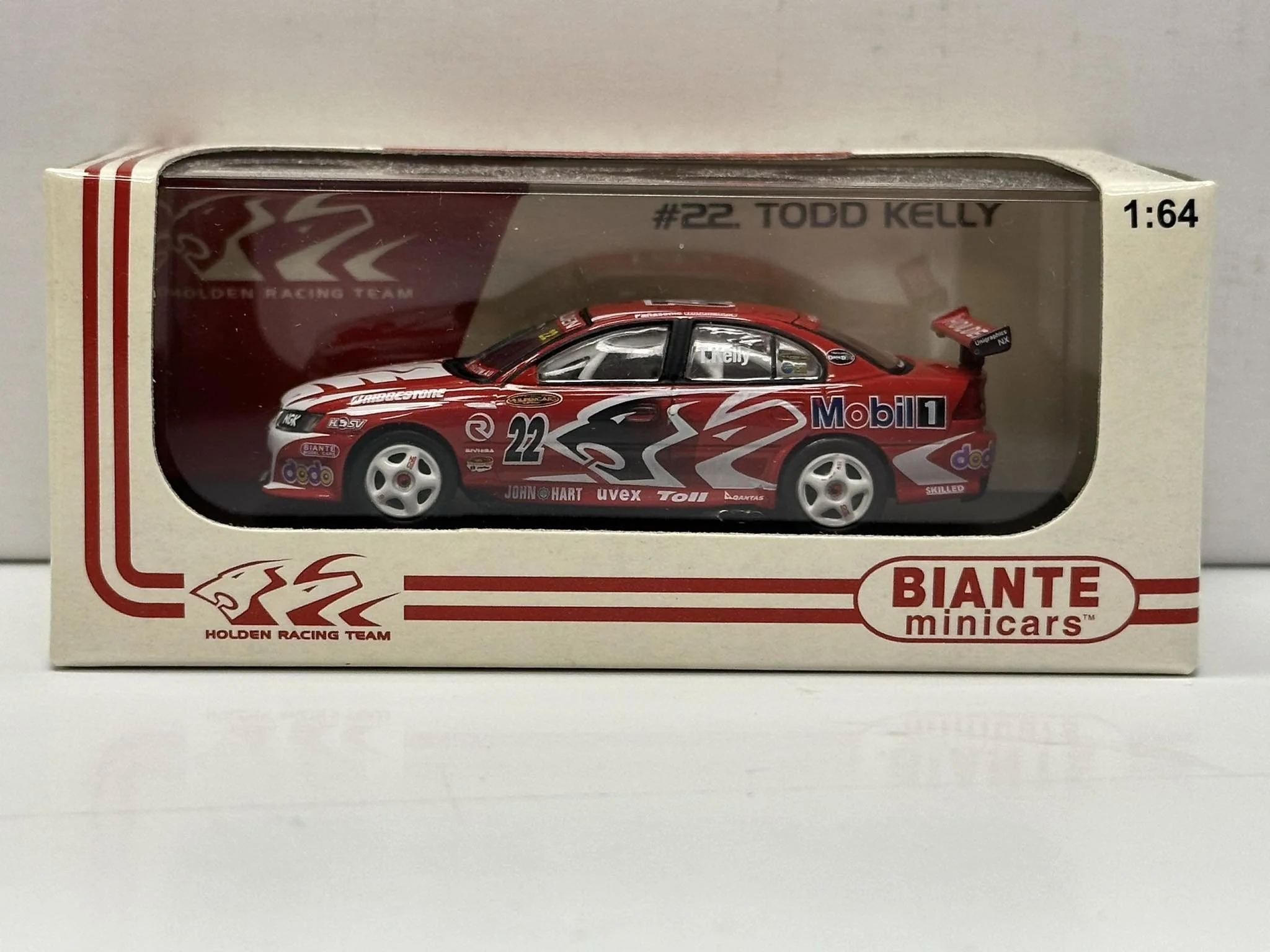 1:64 SCALE HOLDEN VZ COMMODORE HRT 2006 TODD KELLY