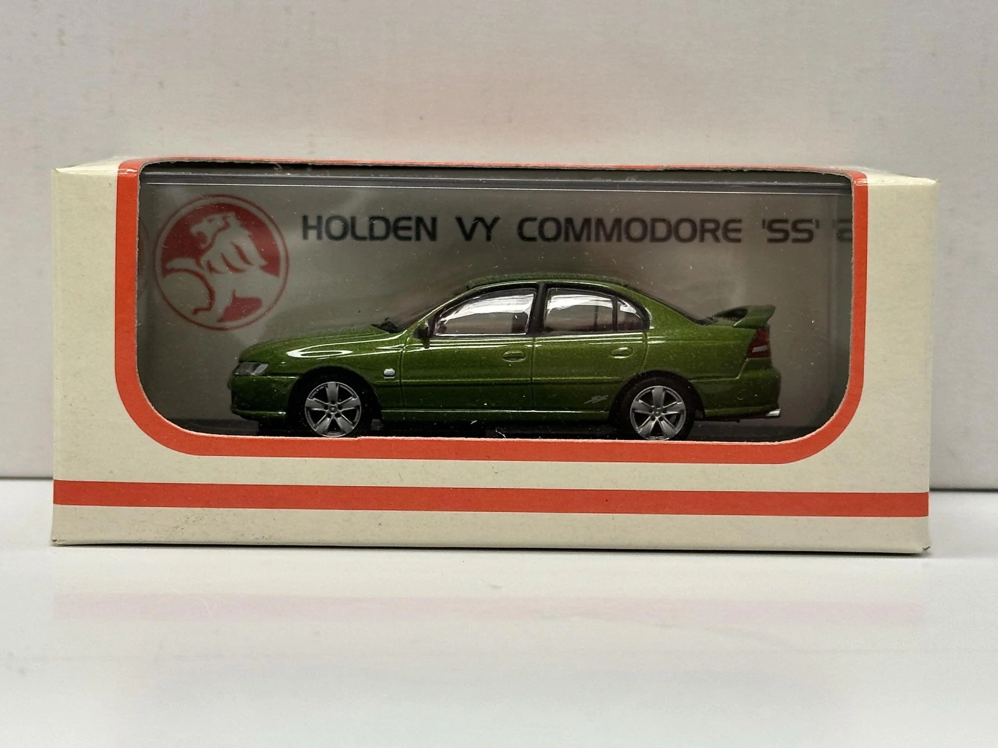 1:64 SCALE HOLDEN VY COMMODORE SS HOTHOUSE GREEN