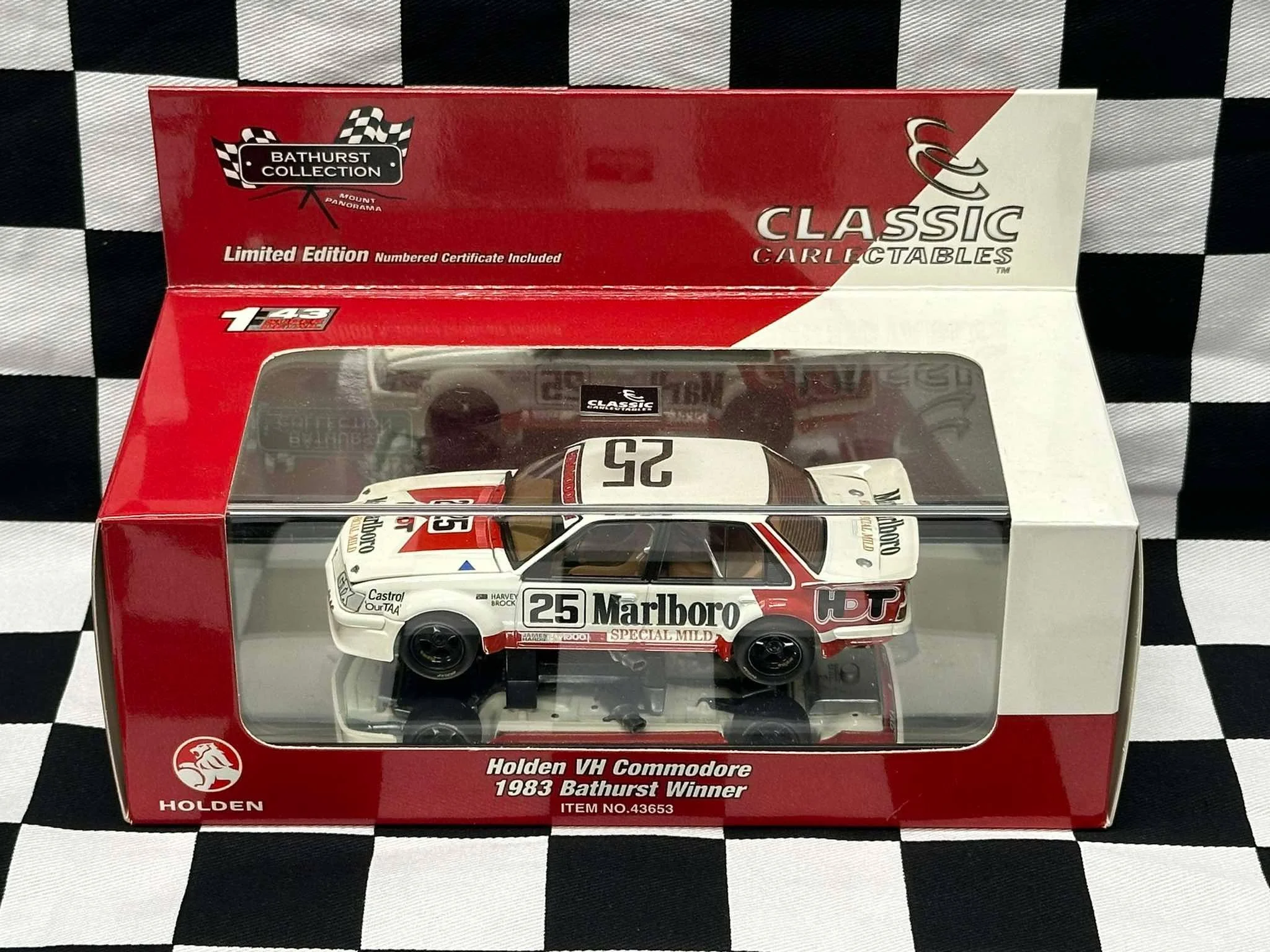 1:43 SCALE HOLDEN VH COMMODORE 1983 BATHURST WINNER HARVEY/BROCK