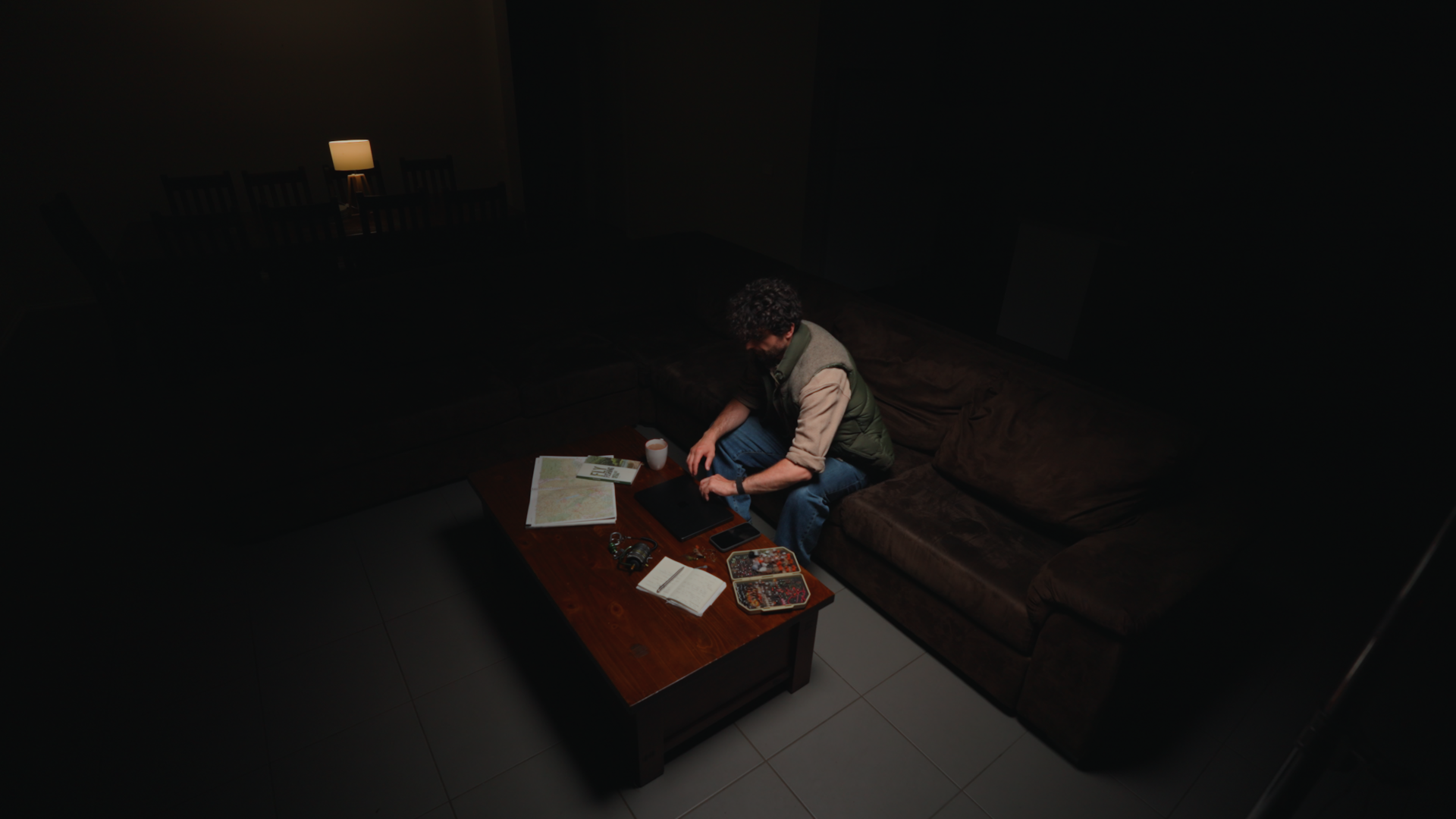 Indoor Setting.png