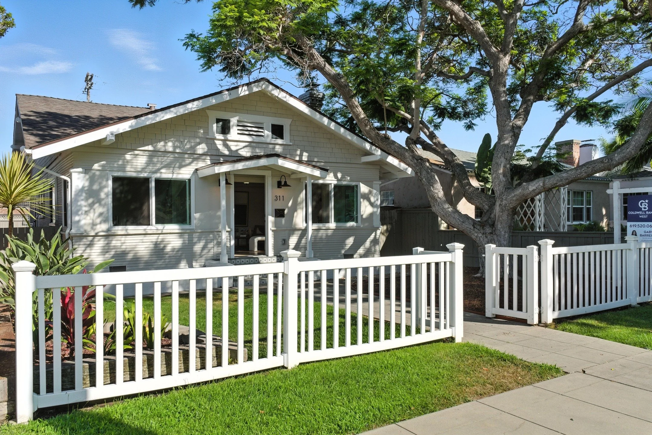🏡 Your listings deserve more than just iPhone photos.
When buyers are scrolling through hundreds of homes online, you have seconds to make a strong impression. That&rsquo;s where I come in.

With professional real estate photography, drone shots, an