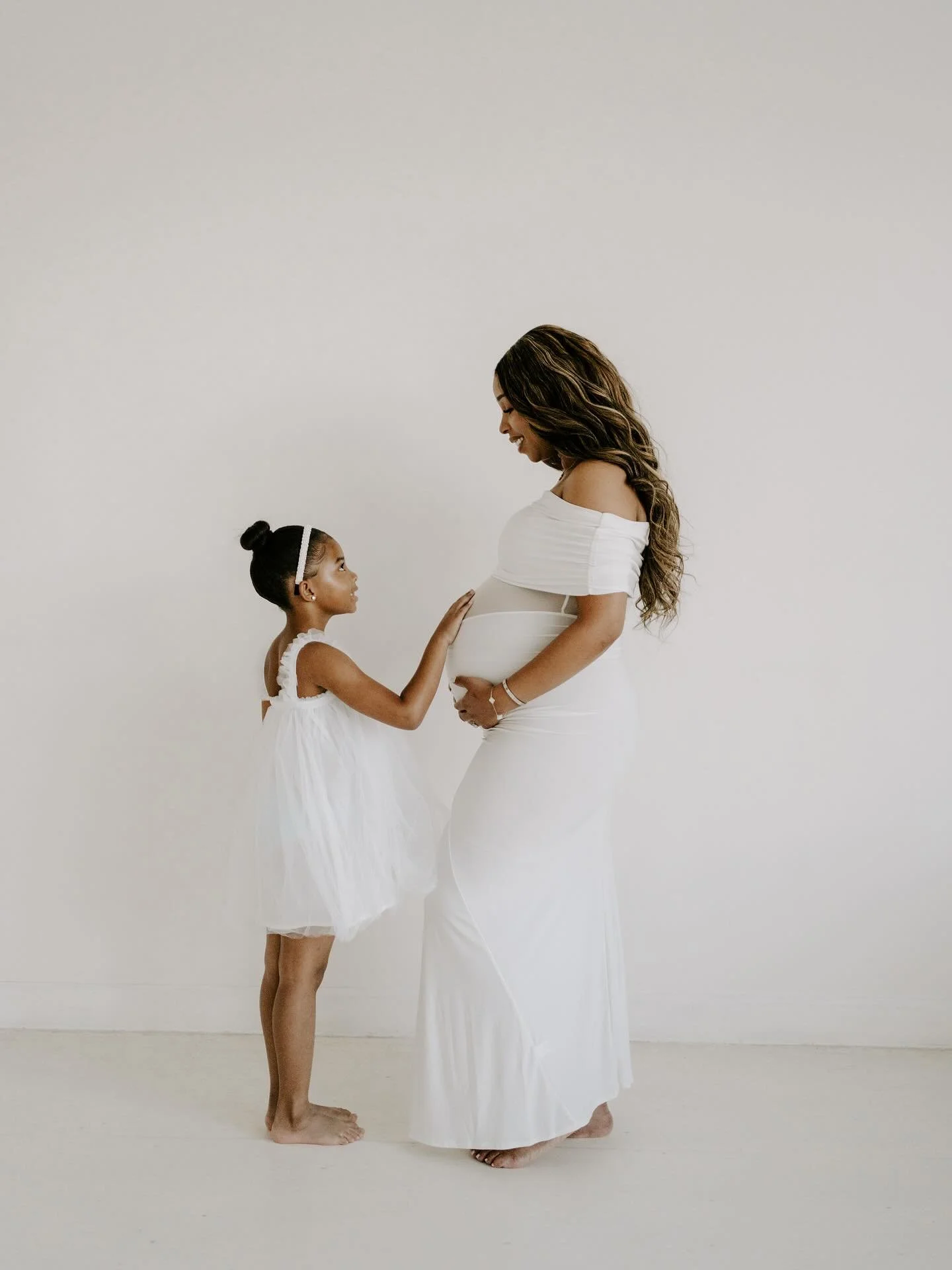 Glowing momma &amp; big sis!