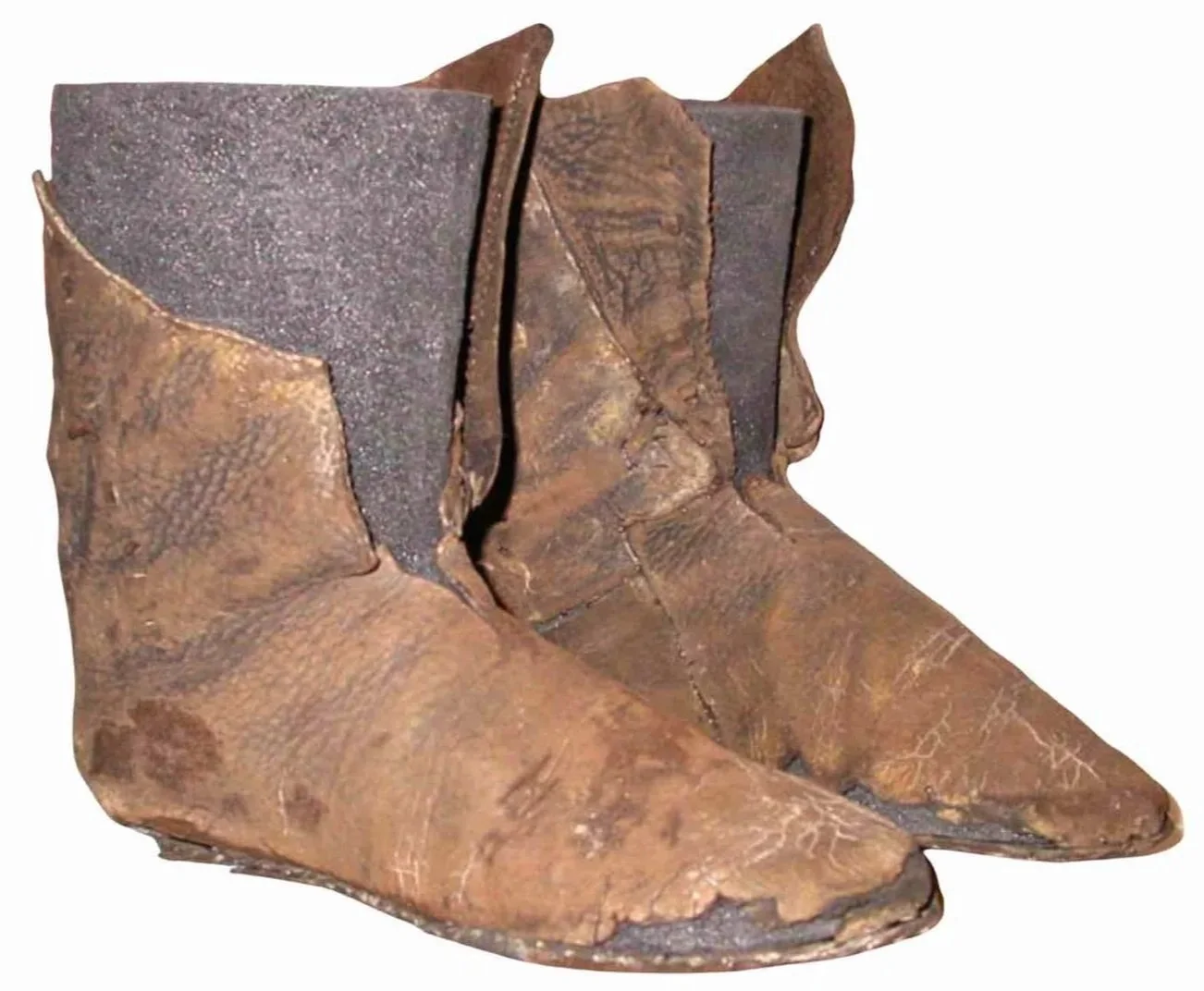 Boot Repairability: A Lesson from 800-Year-Old Boots