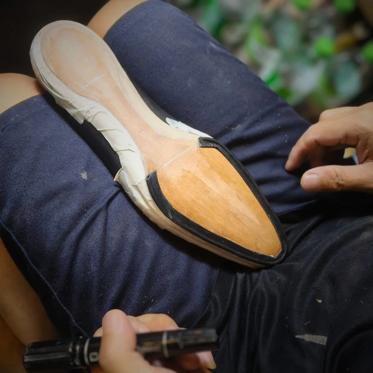 Making the delicate rugged by adding a 270 degree hand welt to a french pump stitch