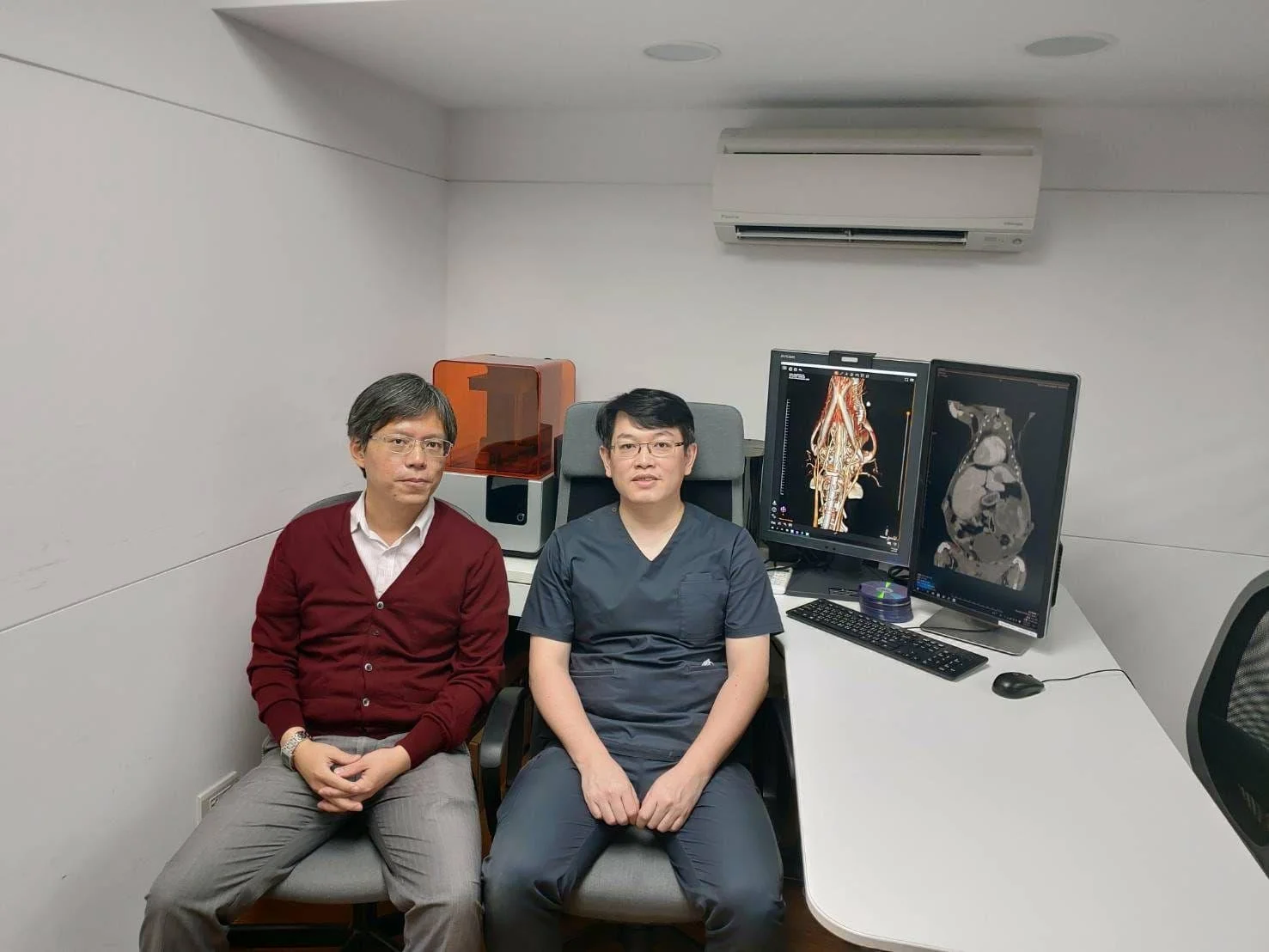 2MP Diagnostic Monitors in Taiwan
