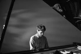 Pablo Murgier (plus Special Guests) + The Festival Lunch!