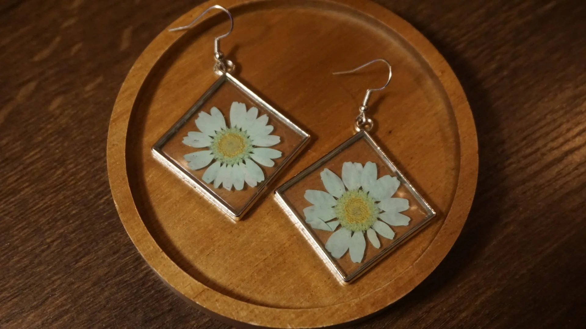 Daisies Silver