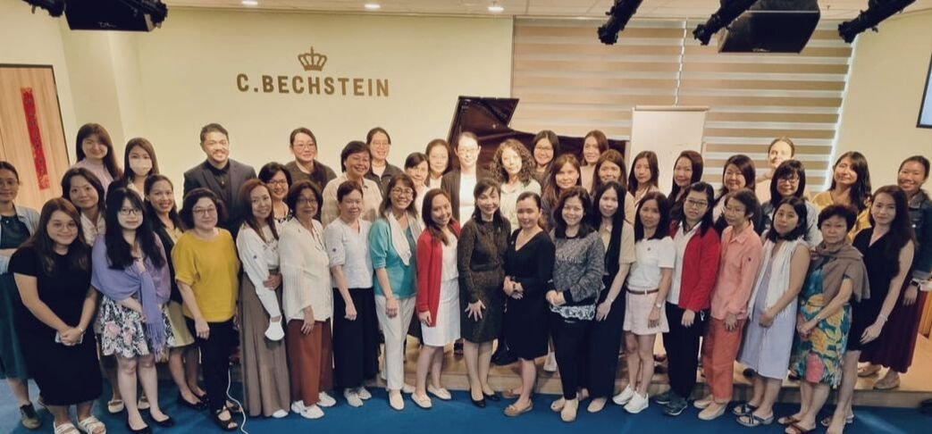 Josephine Koh inspired teachers with her approaches, methods and piano teachniques in the "Success Assured" seminar.