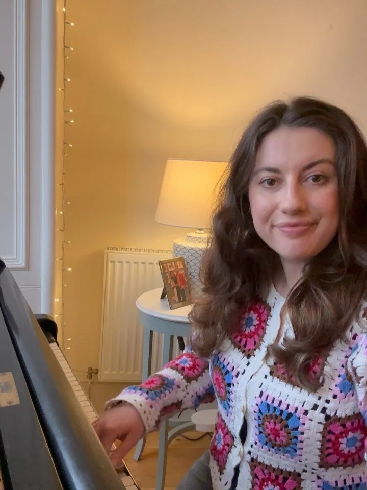The ordinary - Alex Warren 2 ways! 🎹🎶🎹

Hiring a professional musician means that your wedding music will be personalised to you! 

Here is the Ordinary by Alex Warren performed in two different styles. The first one is played in a faster tempo, u
