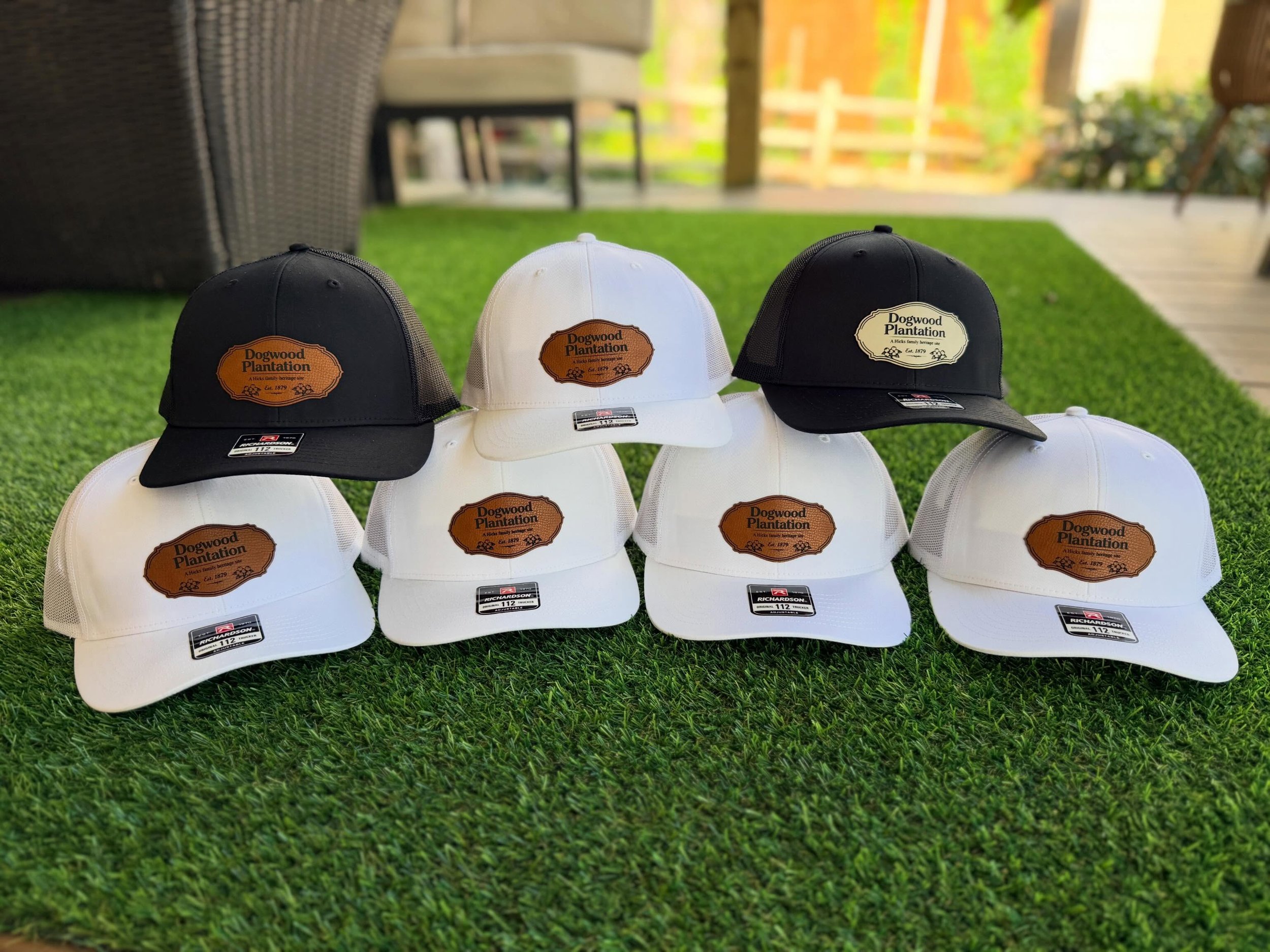 🧢🌲 Custom hats for a property with some serious East Texas history 🌲🧢 

These custom hats for Dogwood Plantation turned out SO good 🔥 The customer came to me with their logo and instead of a standard shape patch, I did a full die-cut so the patc