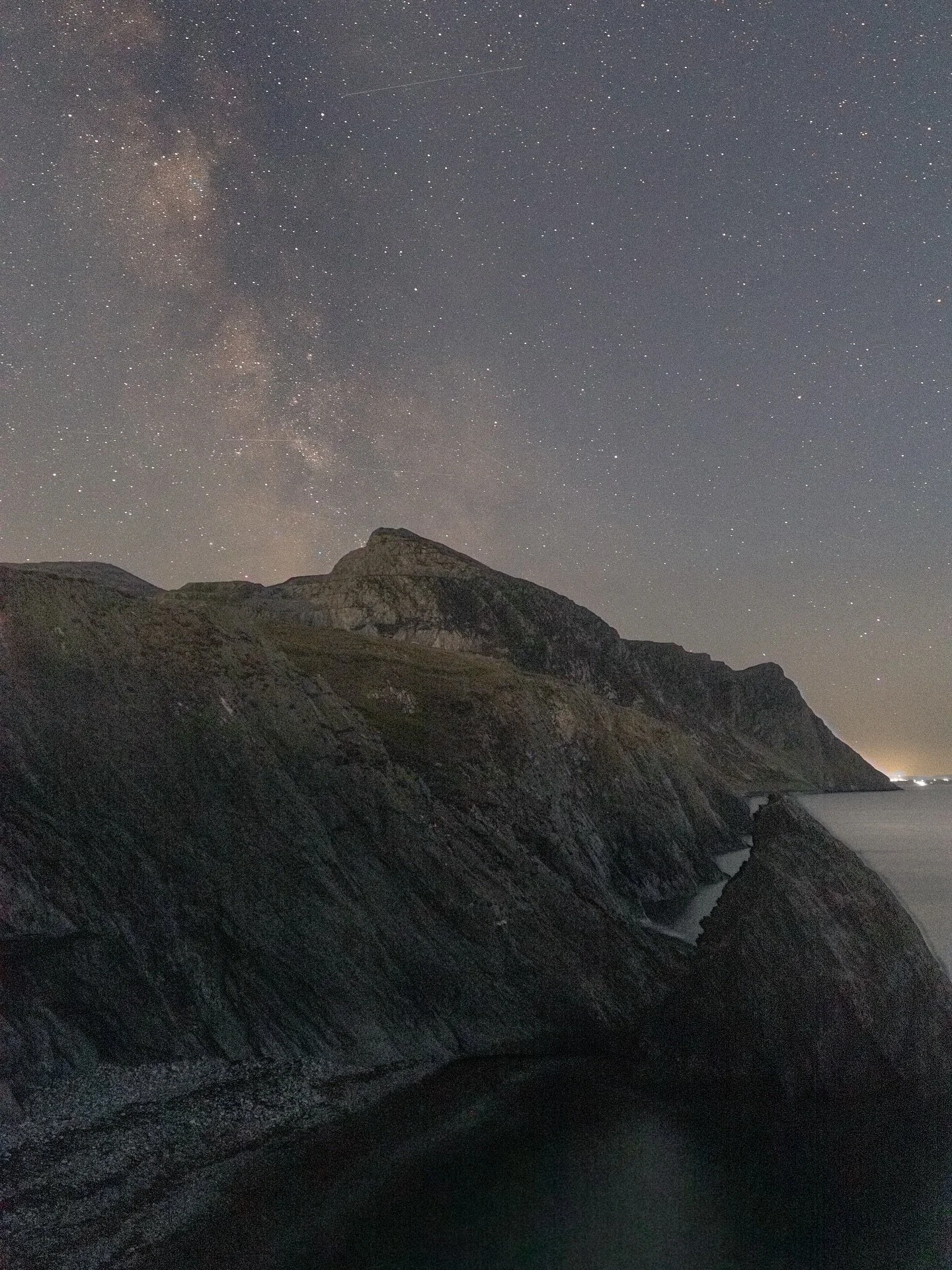 This was the milky way over Trefor the other night! I had such a peaceful time photographing the stars next to the calm waves. This was taken at around 10pm which is quite early in the night for the milky way, but it meant I could get to bed earlier?